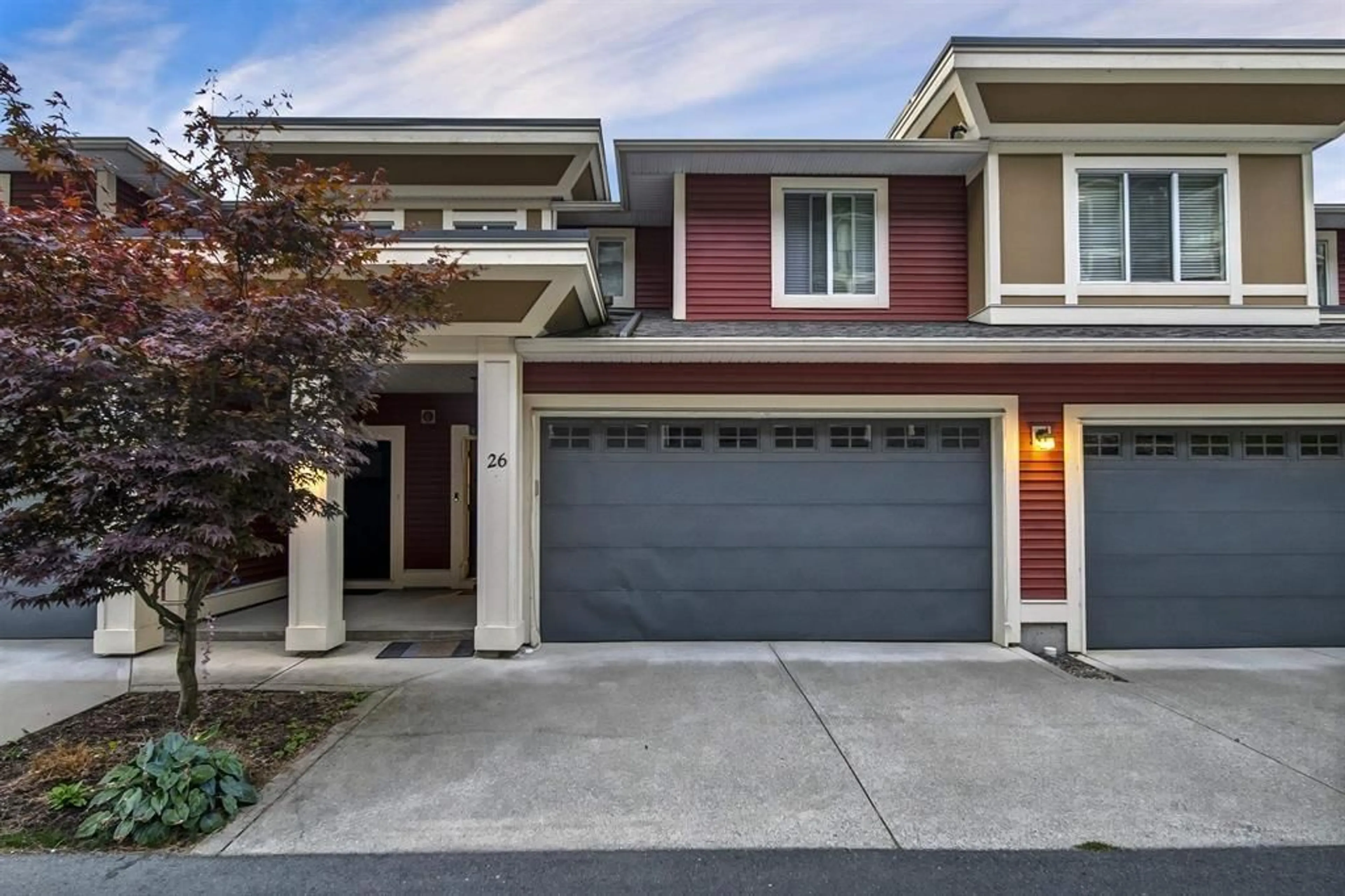 Home with vinyl exterior material, street for 26 6026 LINDEMAN STREET|Promontory, Chilliwack British Columbia V2R0W1