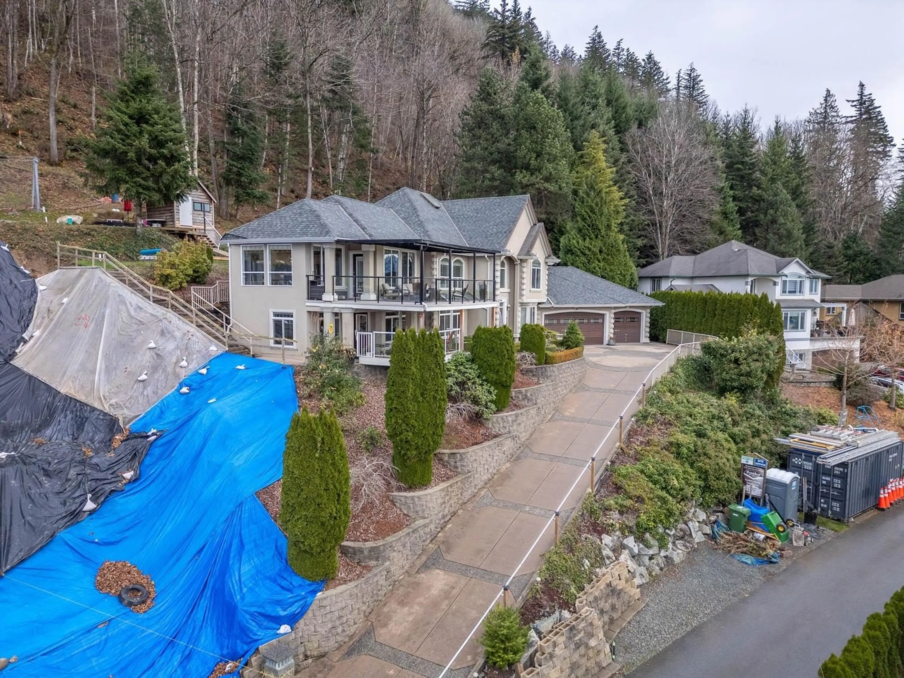 A pic from outside/outdoor area/front of a property/back of a property/a pic from drone, unknown for 36228 SANDRINGHAM DRIVE, Abbotsford British Columbia V3G2M5