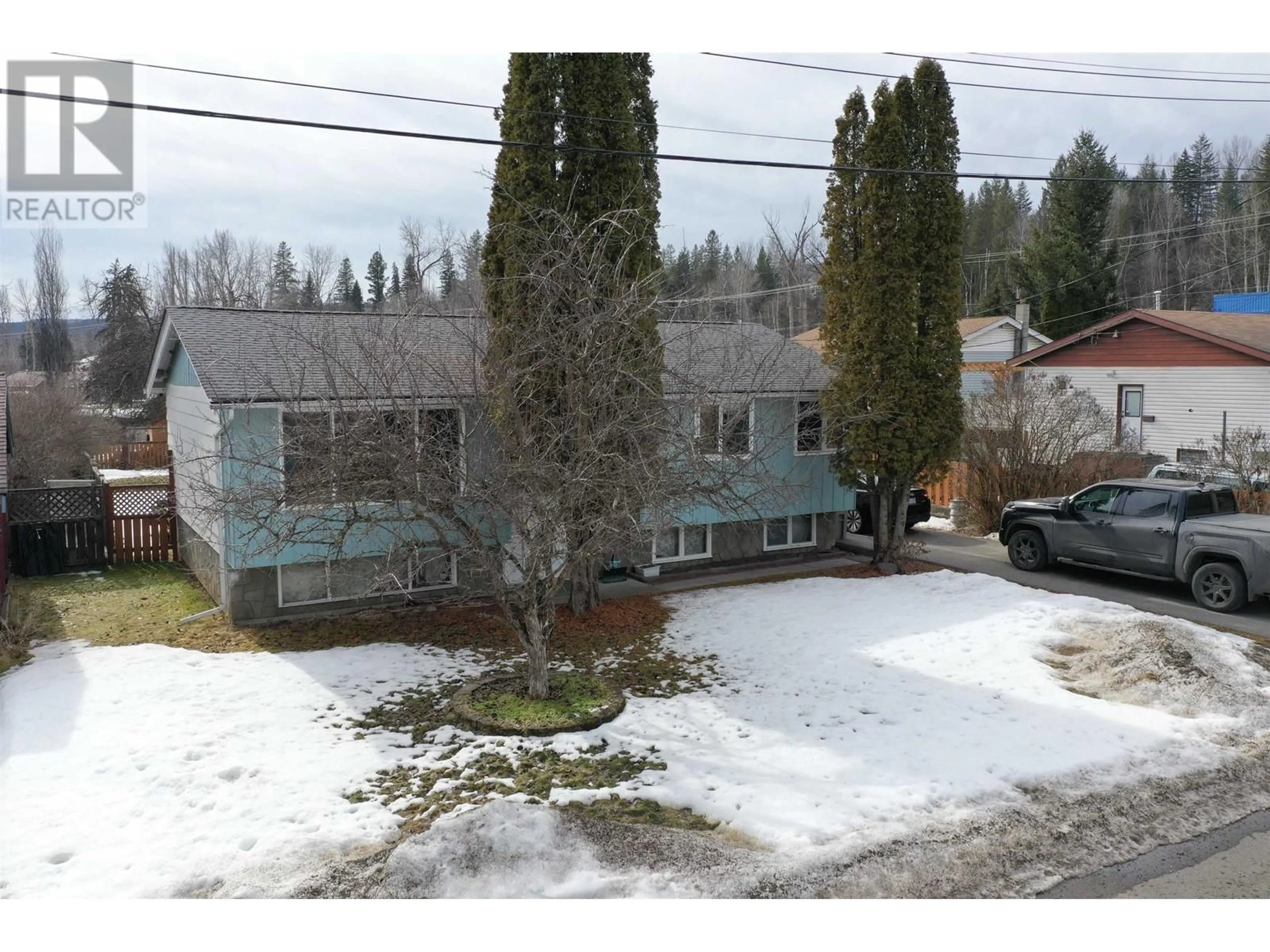 A pic from outside/outdoor area/front of a property/back of a property/a pic from drone, unknown for 705 BEAUBIEN AVENUE, Quesnel British Columbia V2J1S4