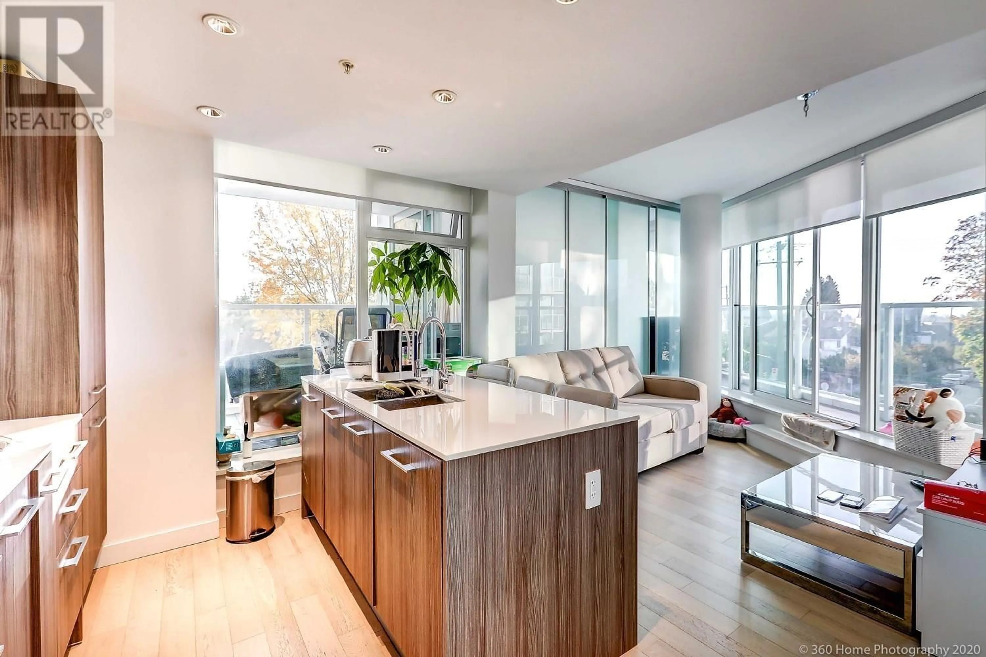 Open concept kitchen, unknown for 509 - 2221 30TH AVENUE, Vancouver British Columbia V5N0G6