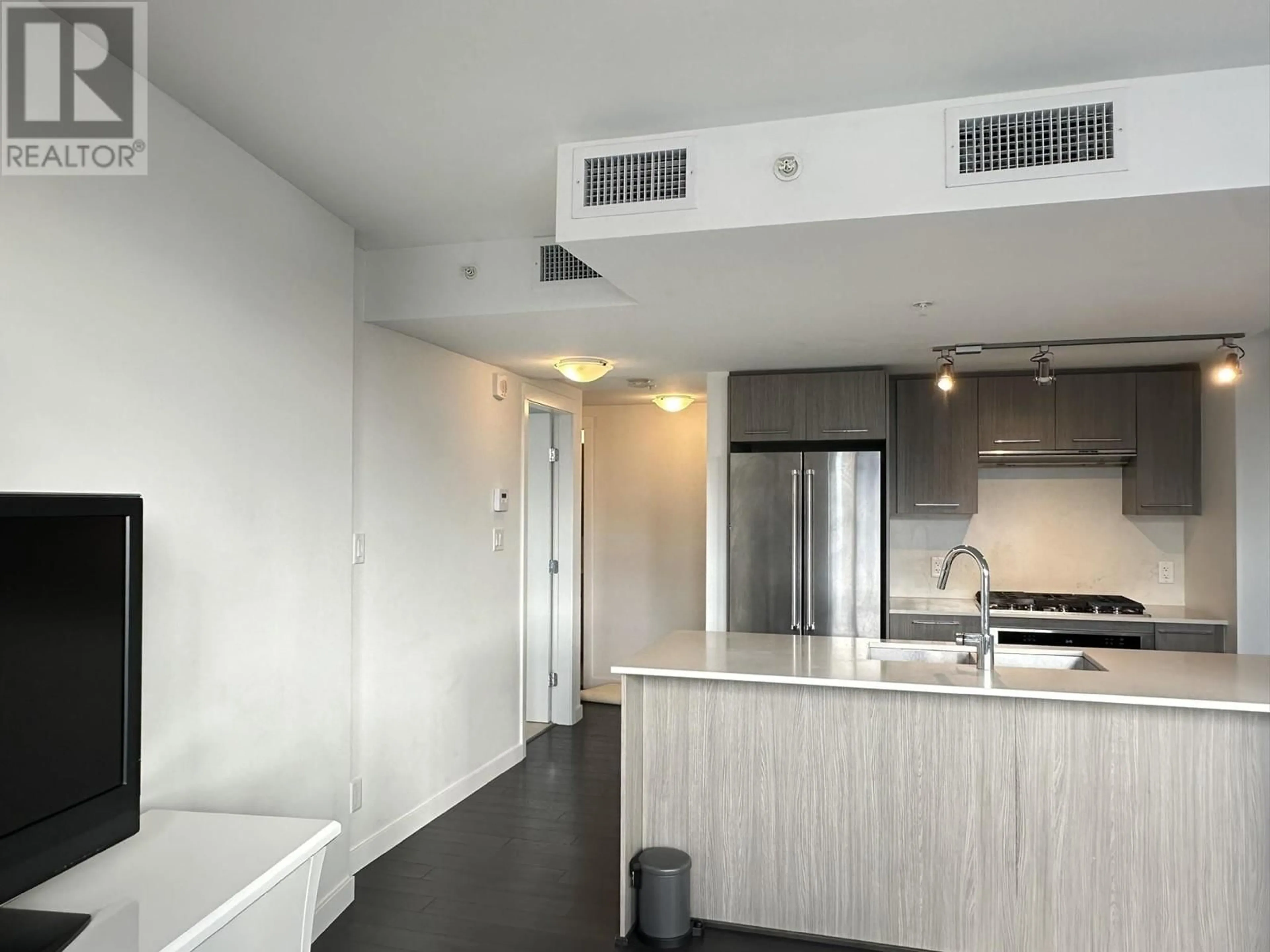 Floor plan for 304 - 7688 ALDERBRIDGE WAY, Richmond British Columbia V6X0P7