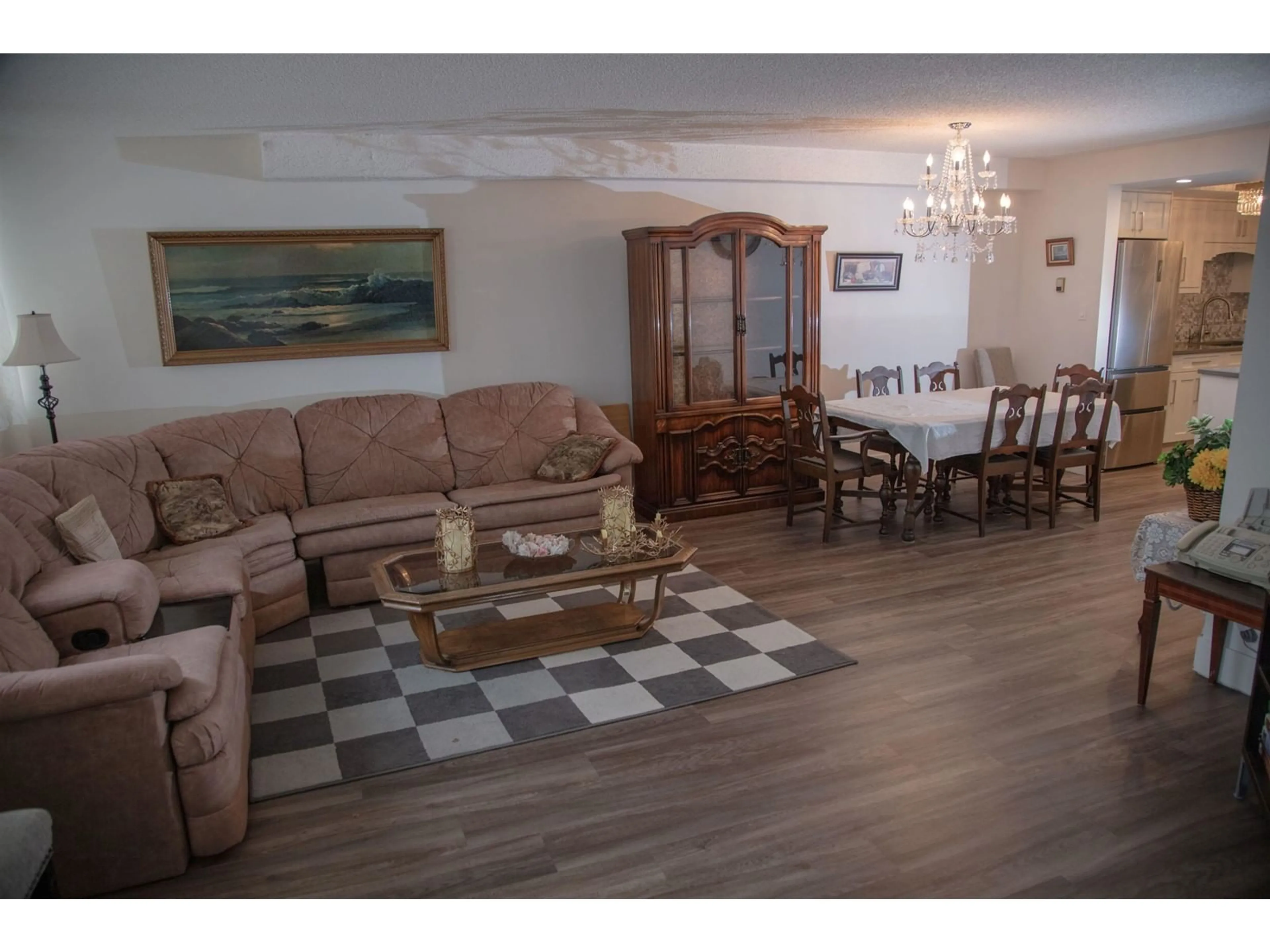 Dining room, wood/laminate floor for 102 - 11881 88, Delta British Columbia V4C8A2