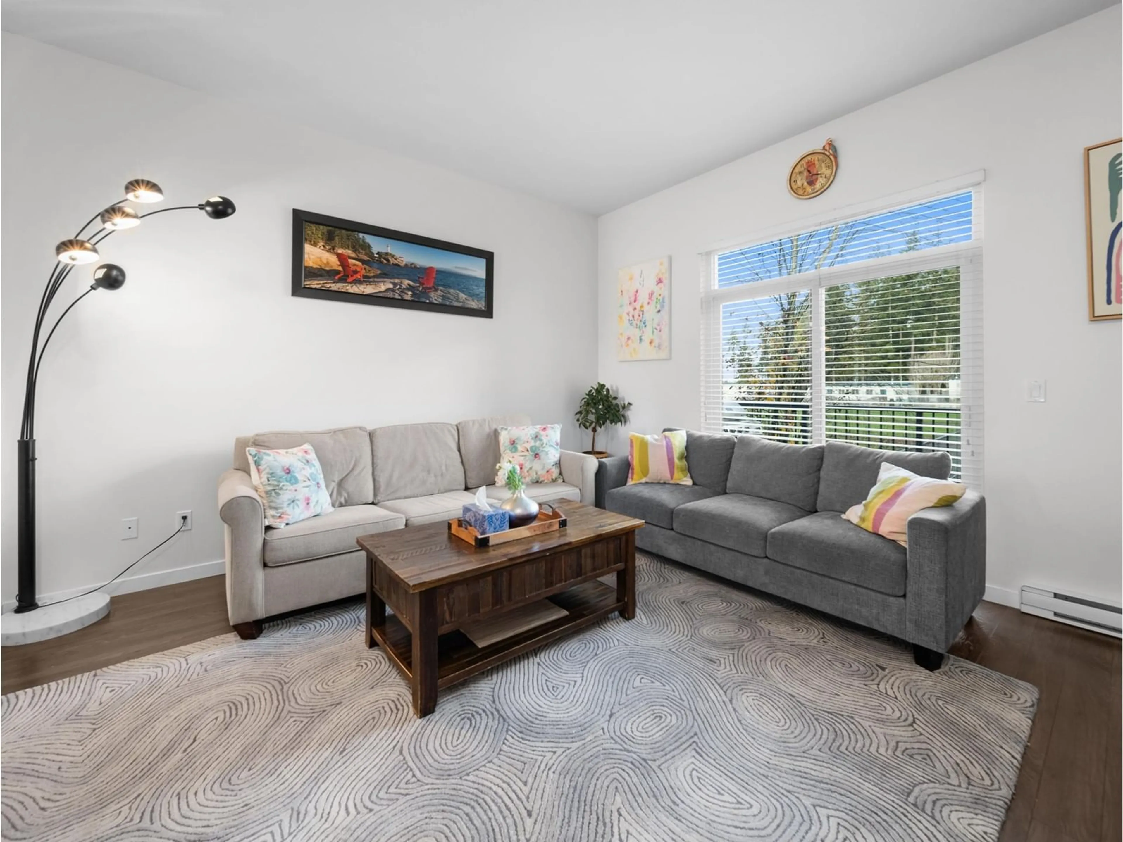 Living room with furniture, unknown for 57 14955 60 AVENUE, Surrey British Columbia V3S1R8