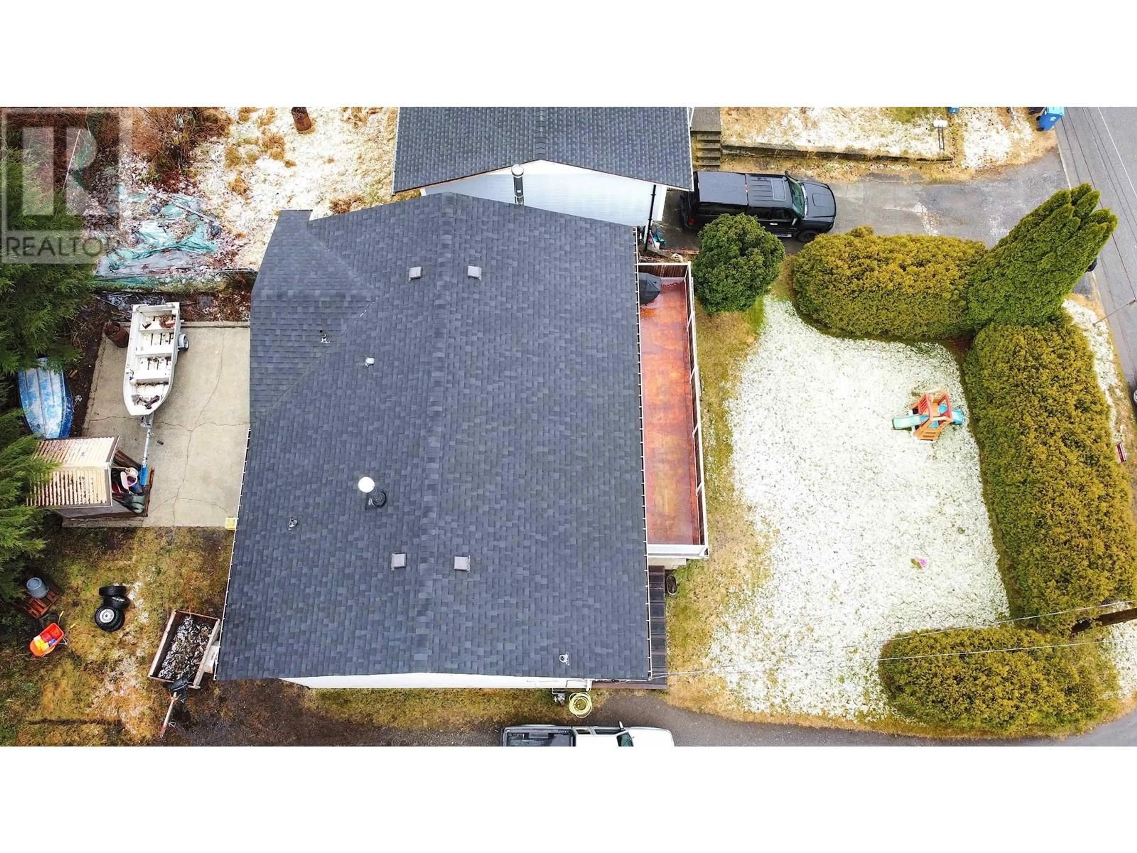 A pic from outside/outdoor area/front of a property/back of a property/a pic from drone, street for 1020 E 10TH AVENUE, Prince Rupert British Columbia V8J2T5