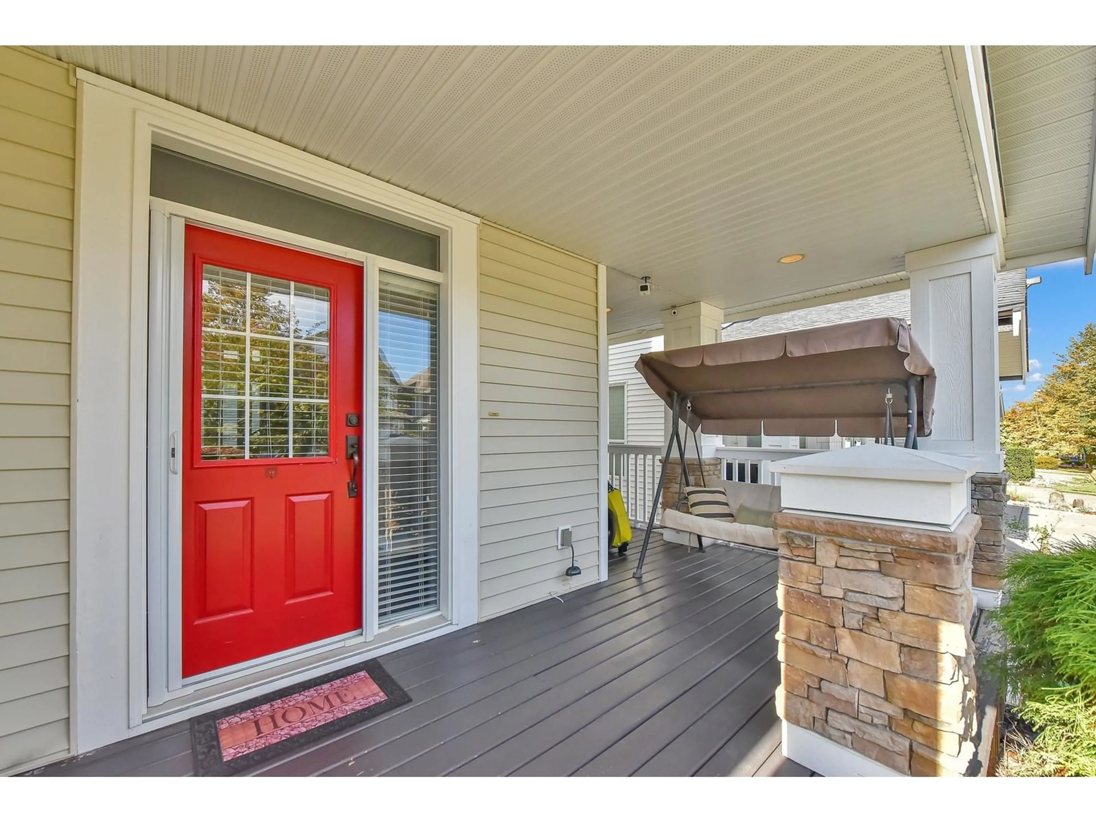 Indoor entryway for 8343 209A, Langley British Columbia V2Y0A5