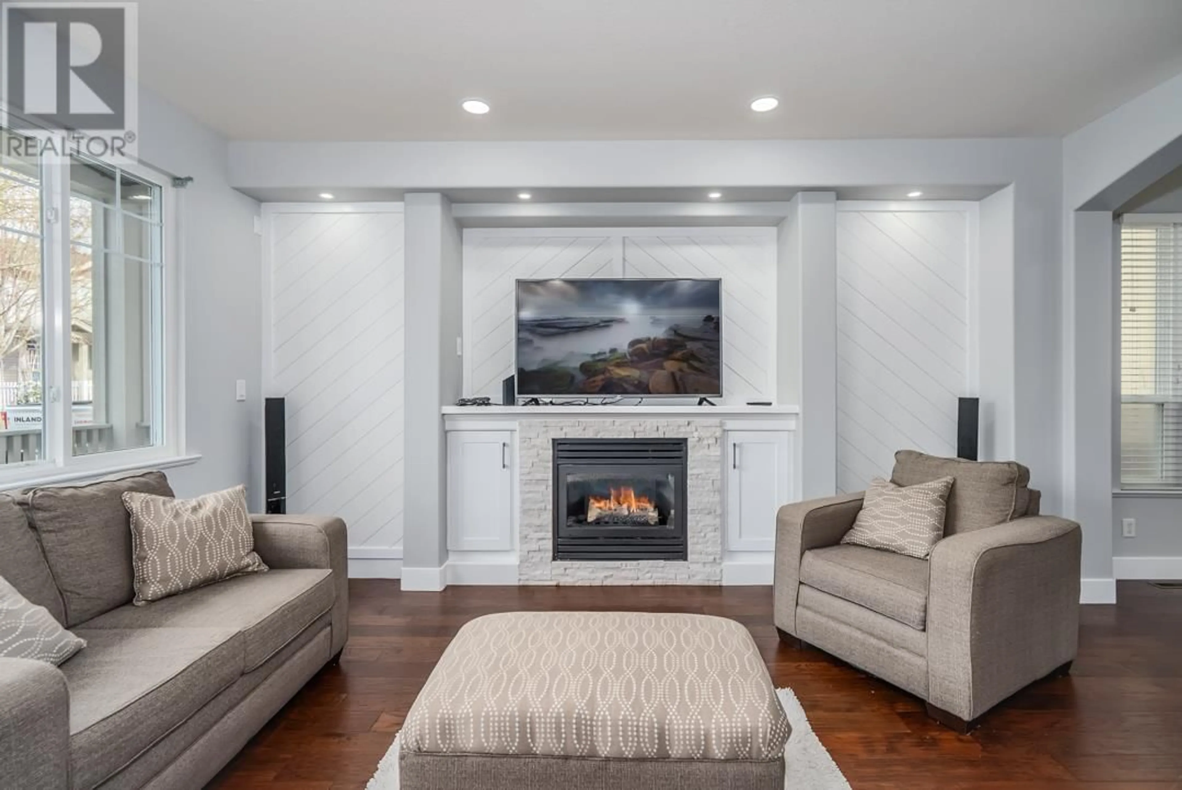 Home theater for 24326 101A AVENUE, Maple Ridge British Columbia V2W0A7