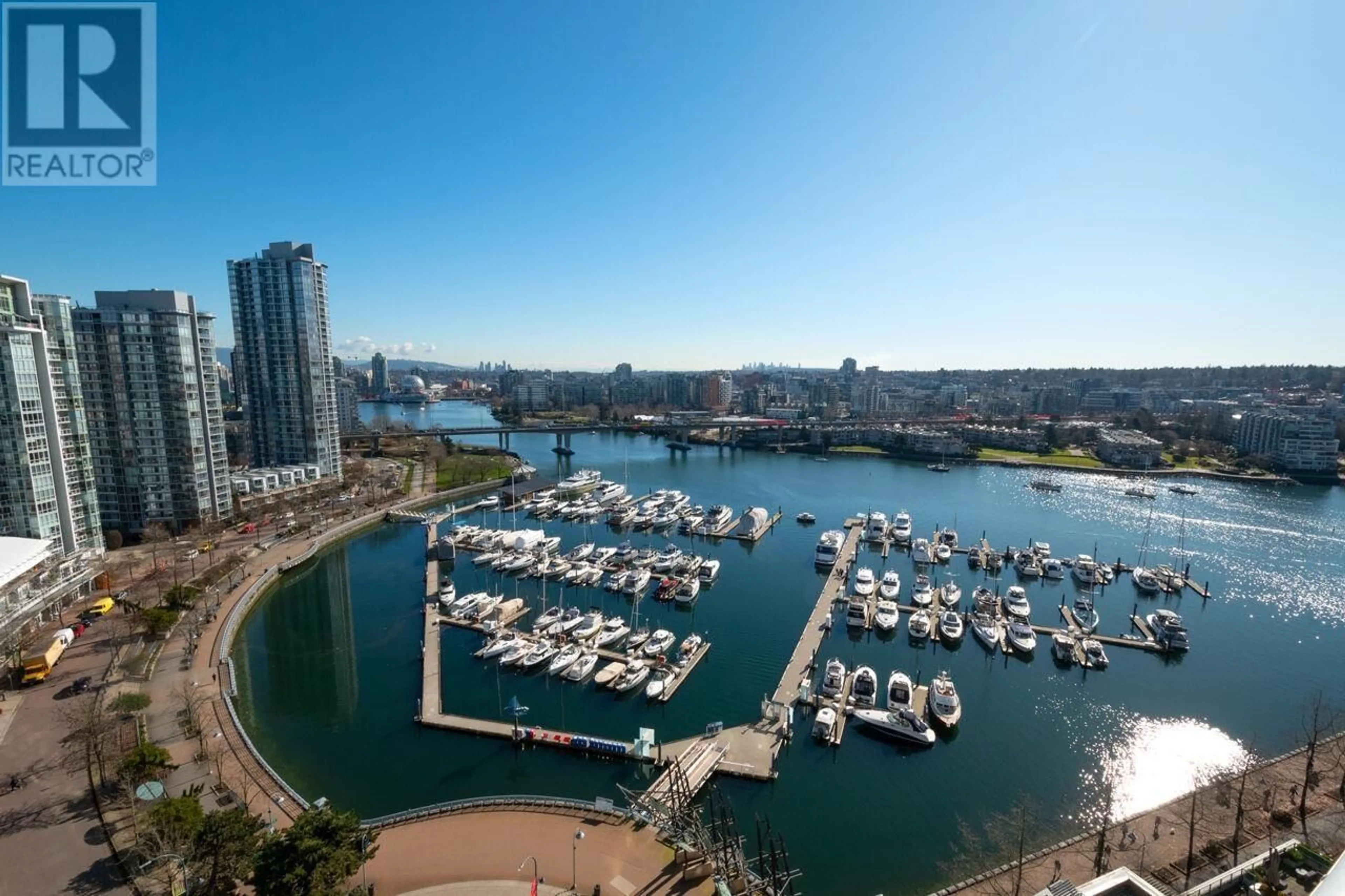 Patio, water/lake/river/ocean view for 2105 - 1201 MARINASIDE CRESCENT, Vancouver British Columbia V6Z2V2