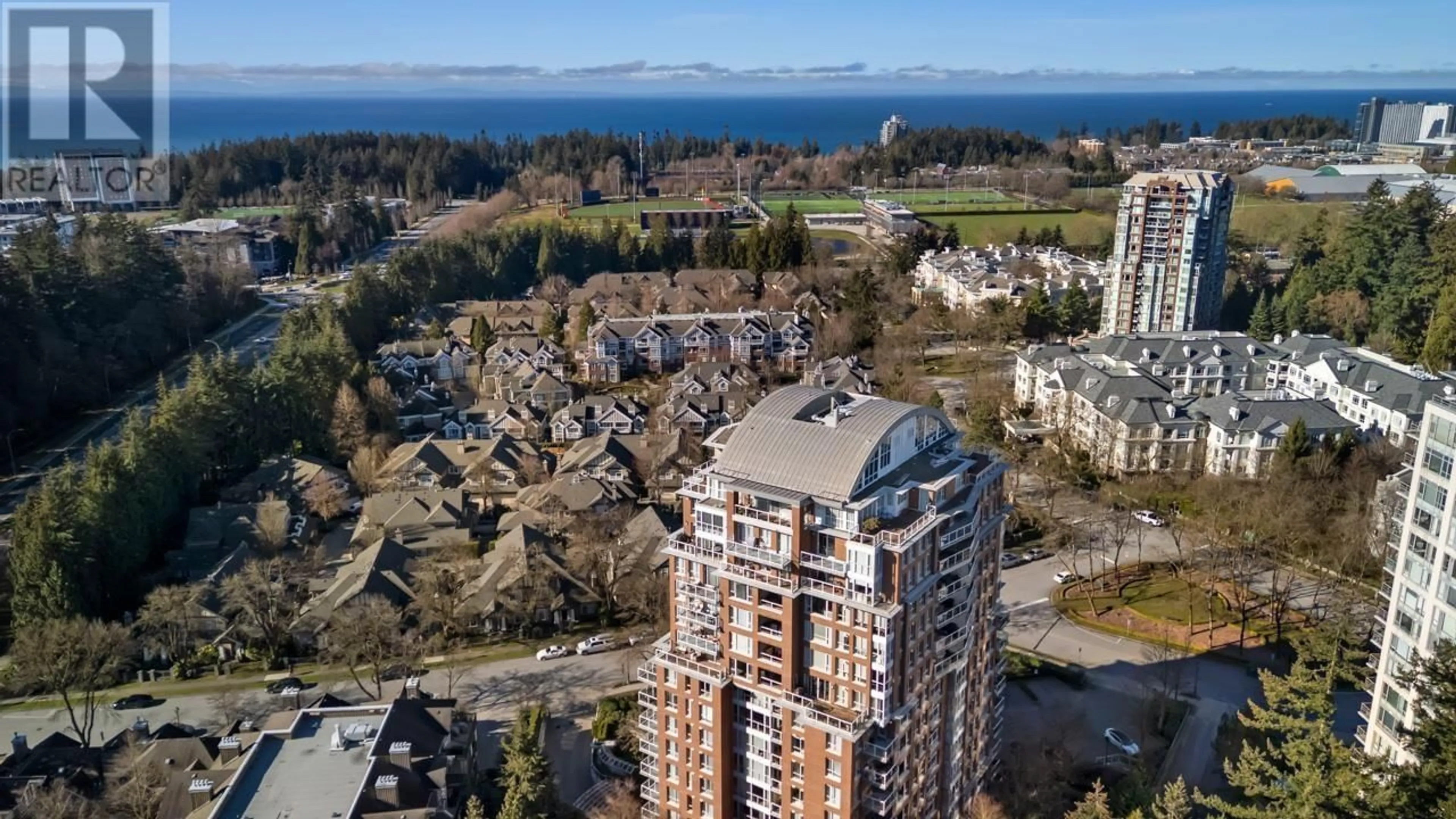 A pic from outside/outdoor area/front of a property/back of a property/a pic from drone, city buildings view from balcony for 1503 5615 HAMPTON PLACE, Vancouver British Columbia V6T2H1