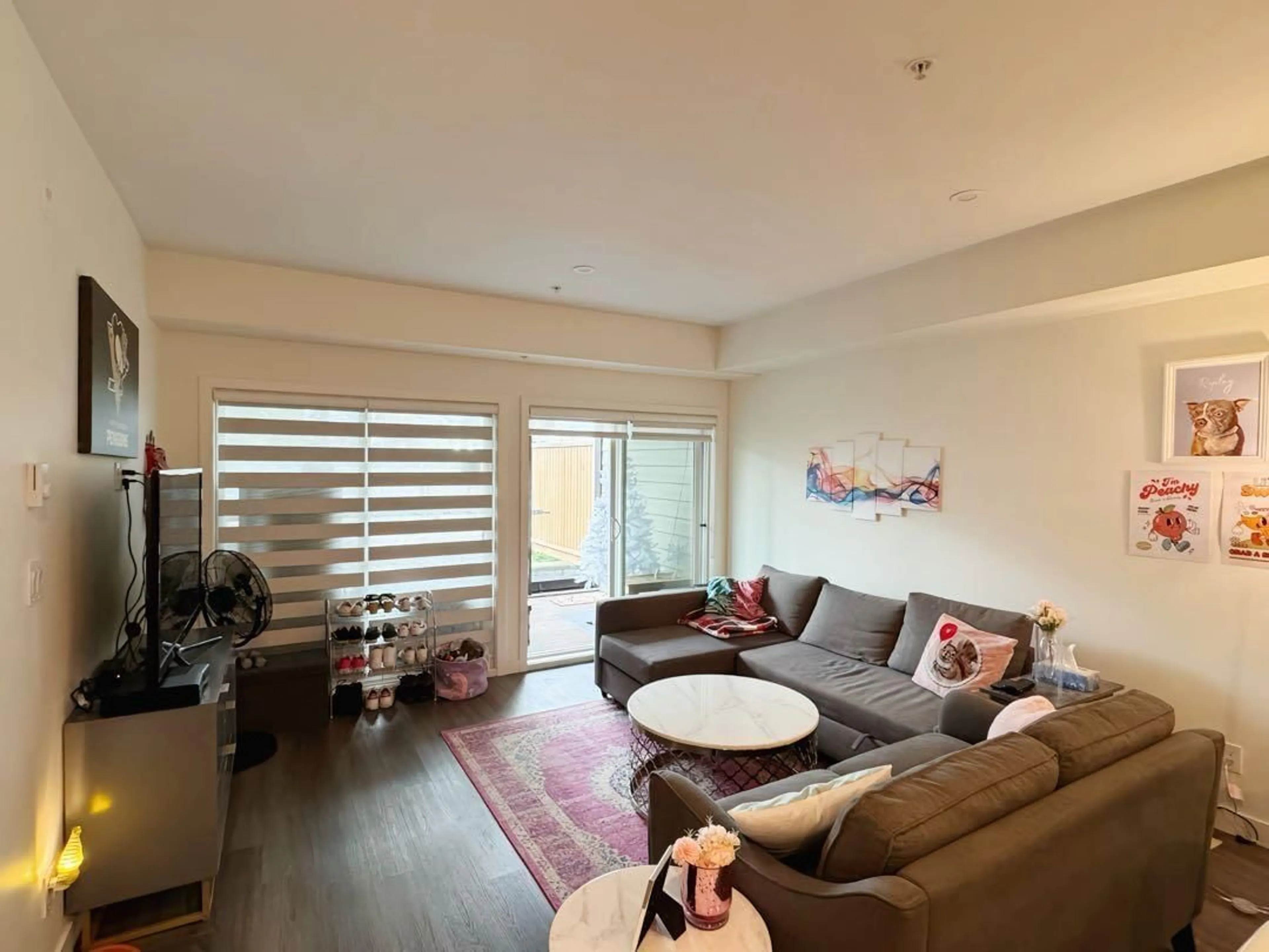 Living room with furniture, unknown for 109 - 2649 JAMES, Abbotsford British Columbia V2T3L6