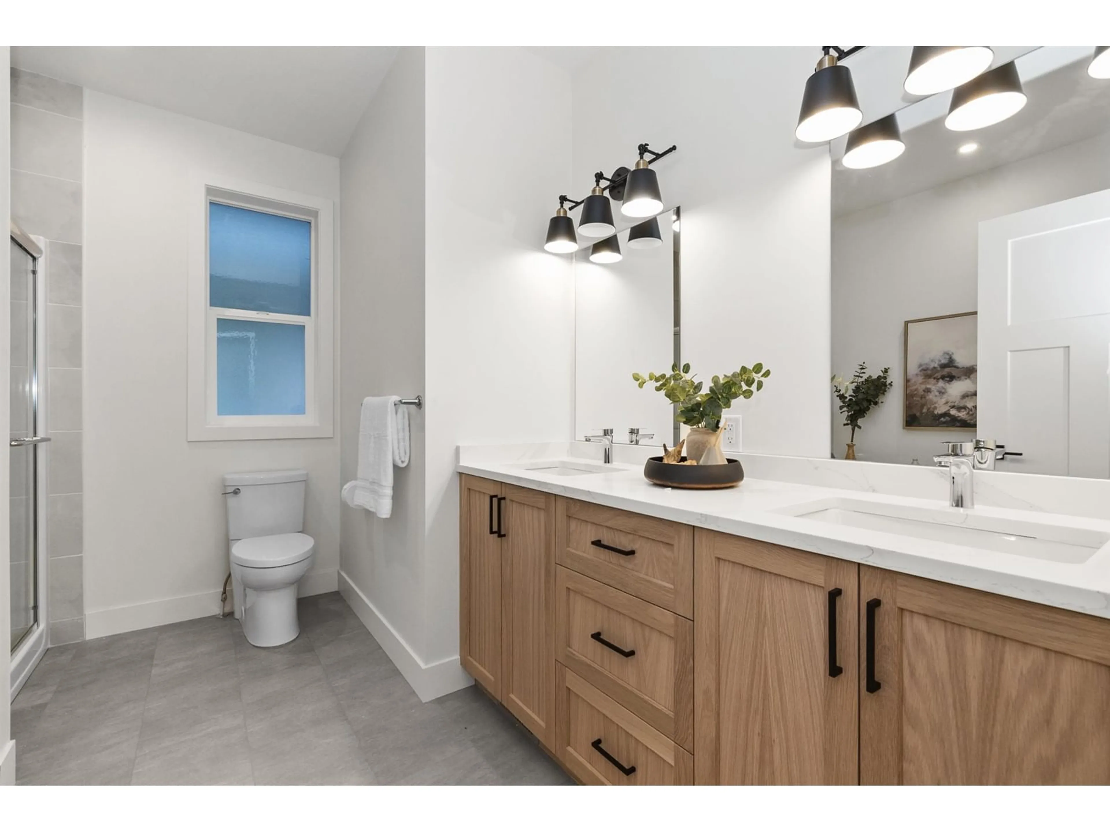 Contemporary bathroom, ceramic/tile floor for 2 45314 WELLS ROAD|Sardis West Vedder, Chilliwack British Columbia V2R1H2