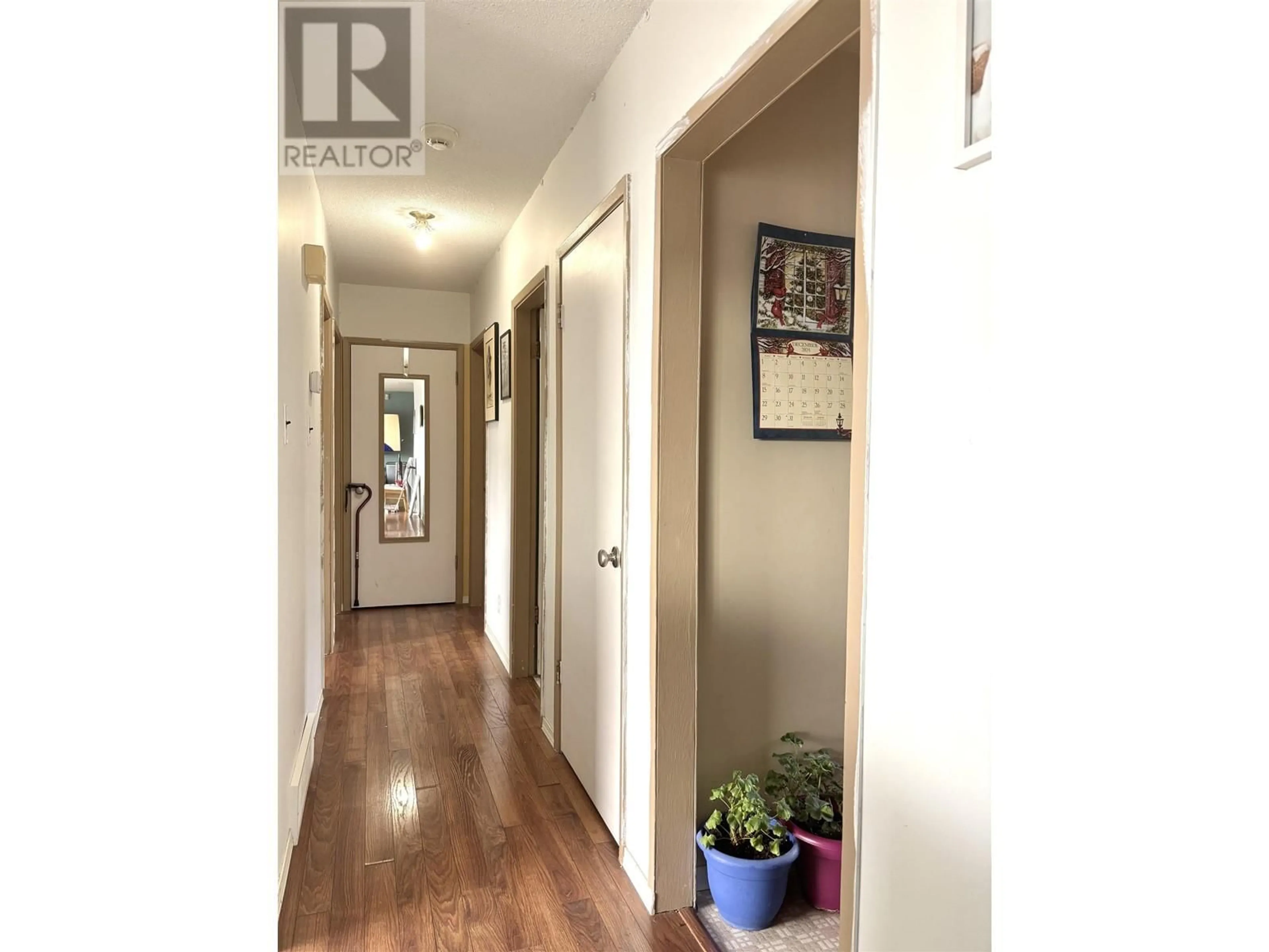 Indoor foyer for 766 TENTH AVENUE, Williams Lake British Columbia V2G2L8
