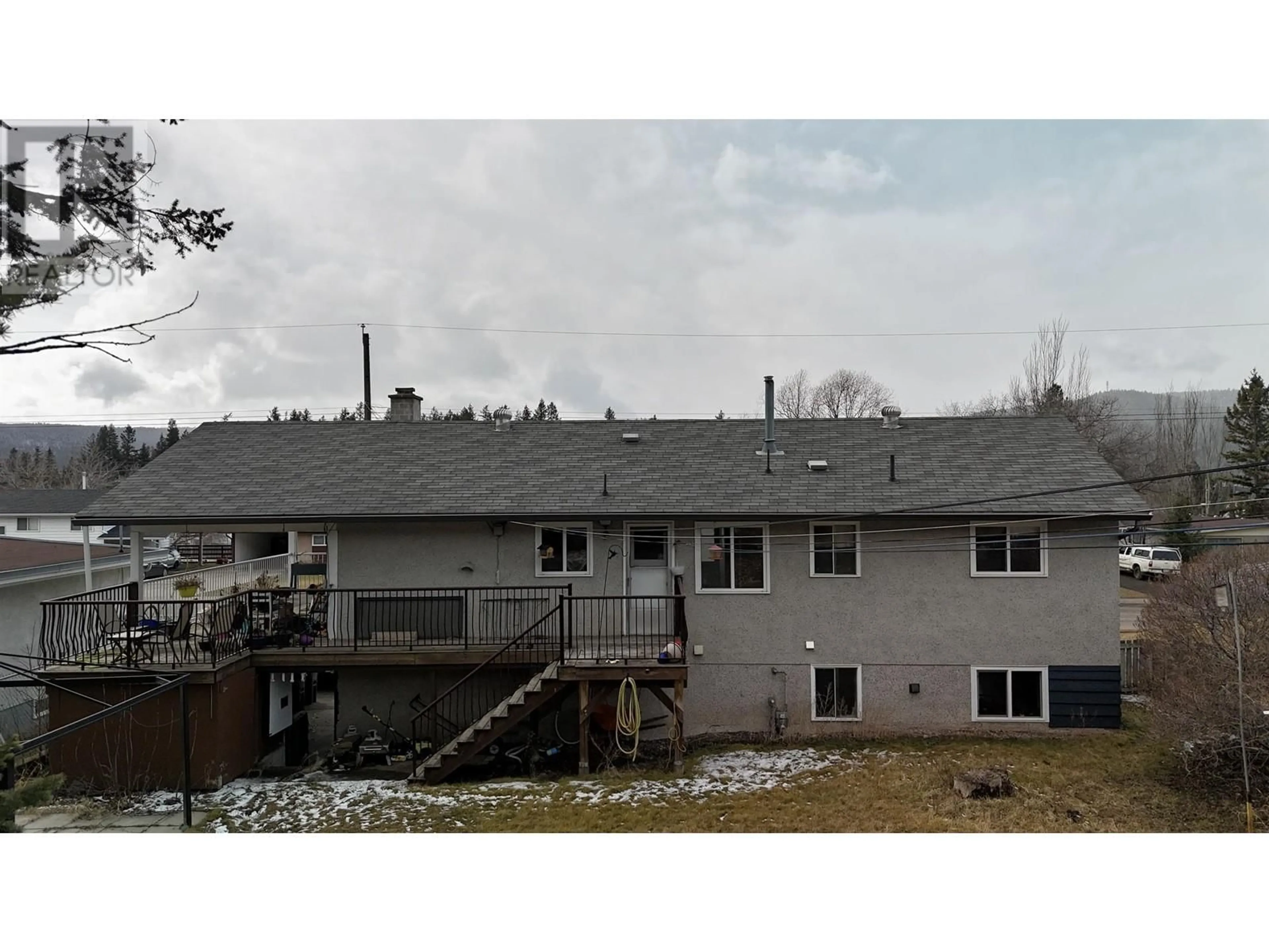 A pic from outside/outdoor area/front of a property/back of a property/a pic from drone, unknown for 766 N TENTH AVENUE, Williams Lake British Columbia V2G2L8