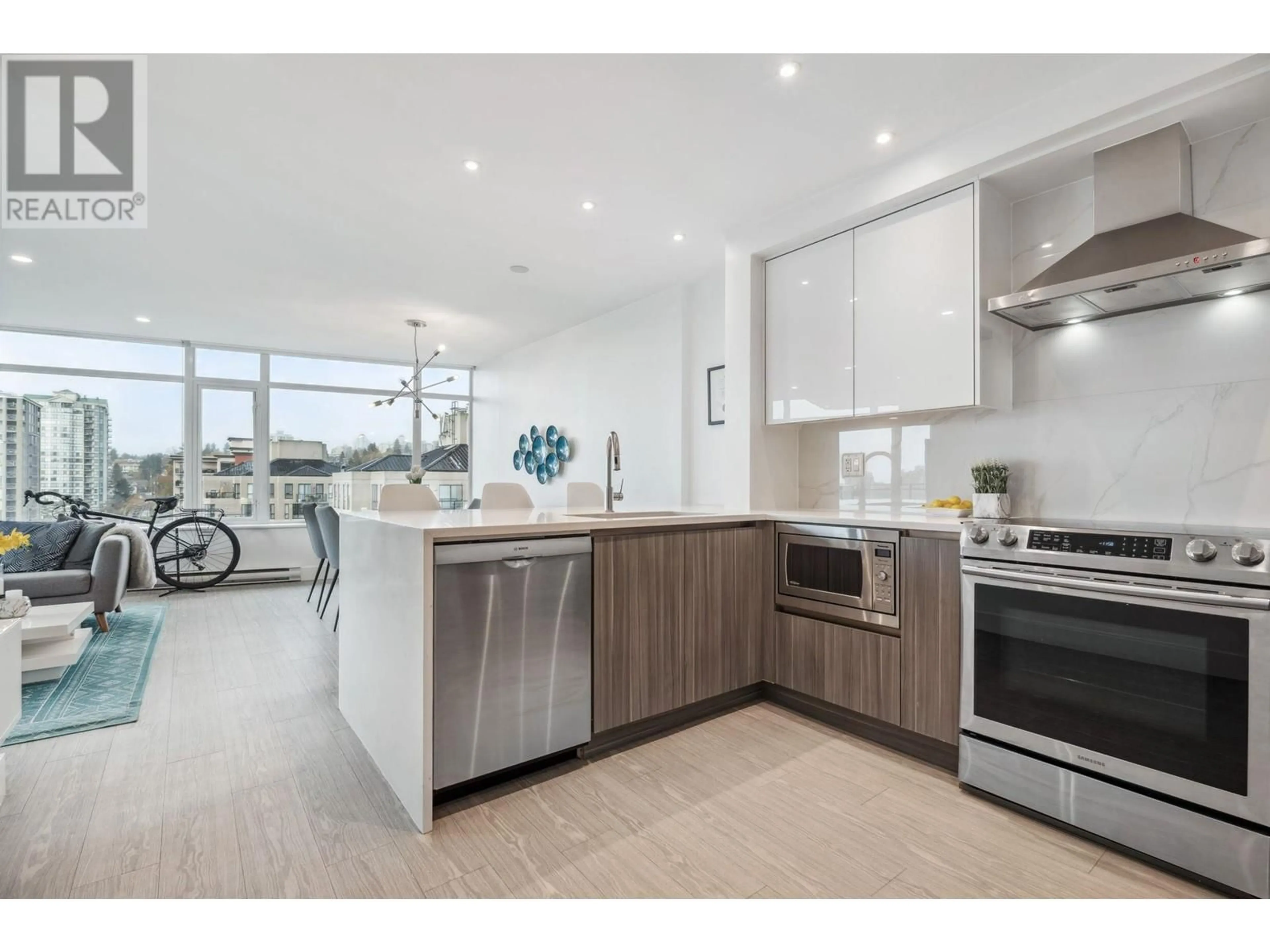 Open concept kitchen, ceramic/tile floor for 1908 898 CARNARVON STREET, New Westminster British Columbia V3M0C3