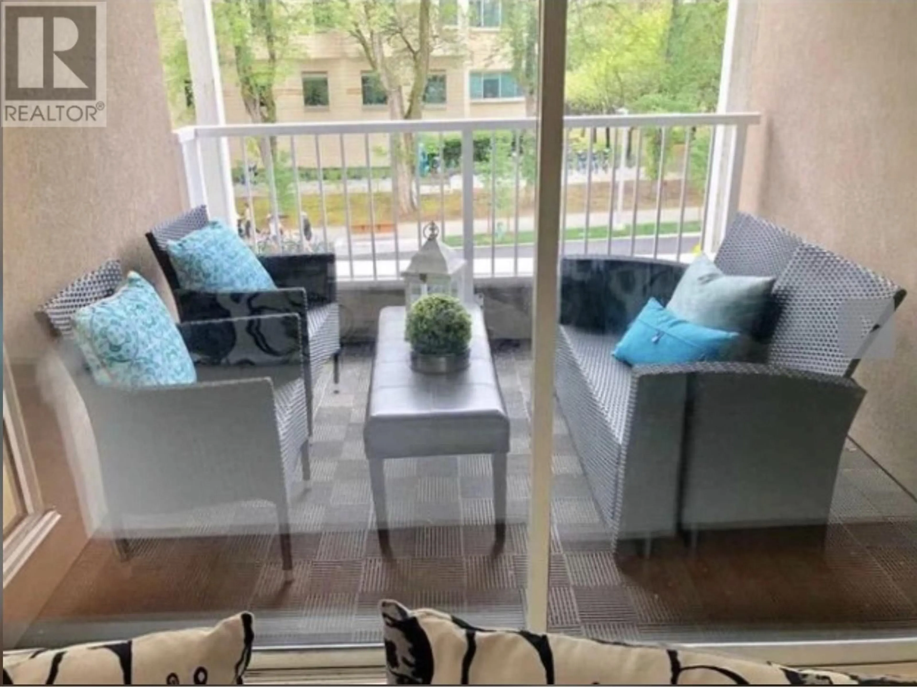 Balcony in the apartment, water/lake/river/ocean view for 301 - 985 W 10TH AVENUE, Vancouver British Columbia V5Z1L9