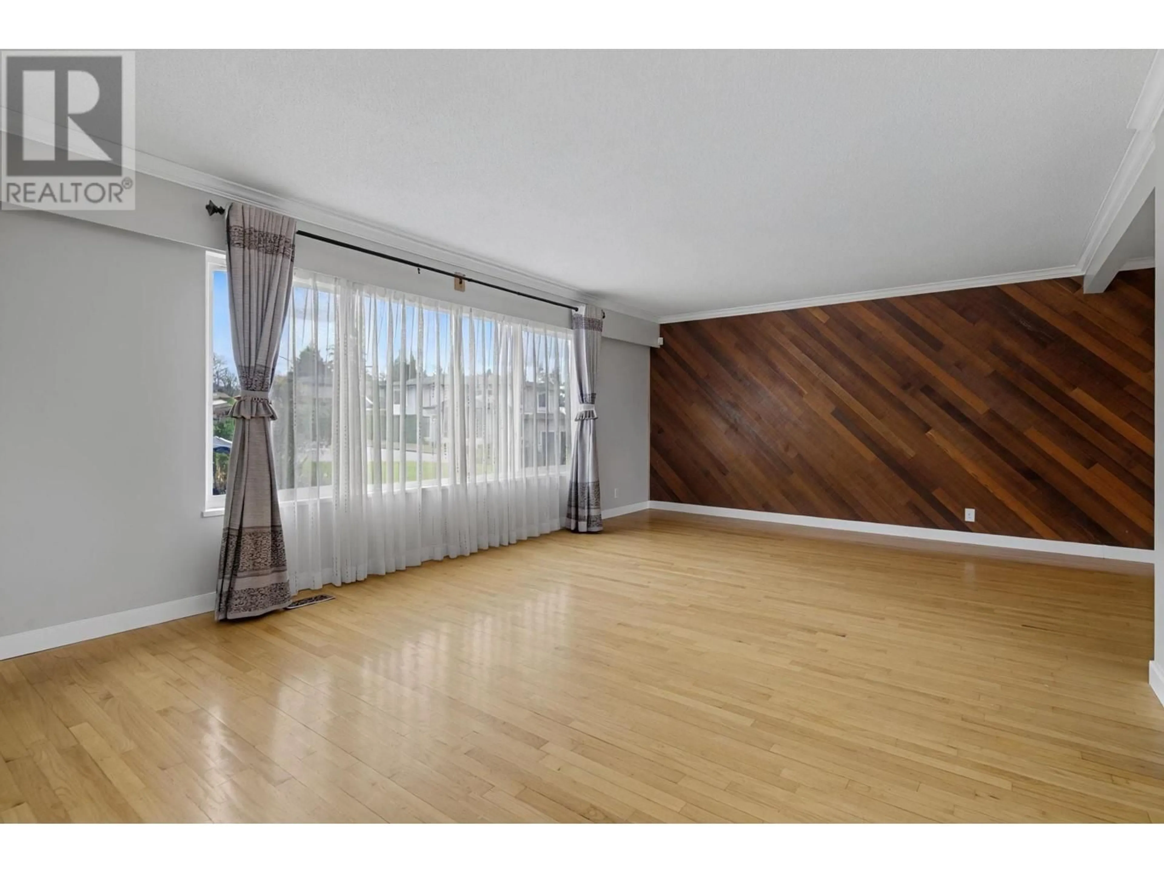 A pic of a room for 2291 DORMAN DRIVE, Burnaby British Columbia V5A2V3