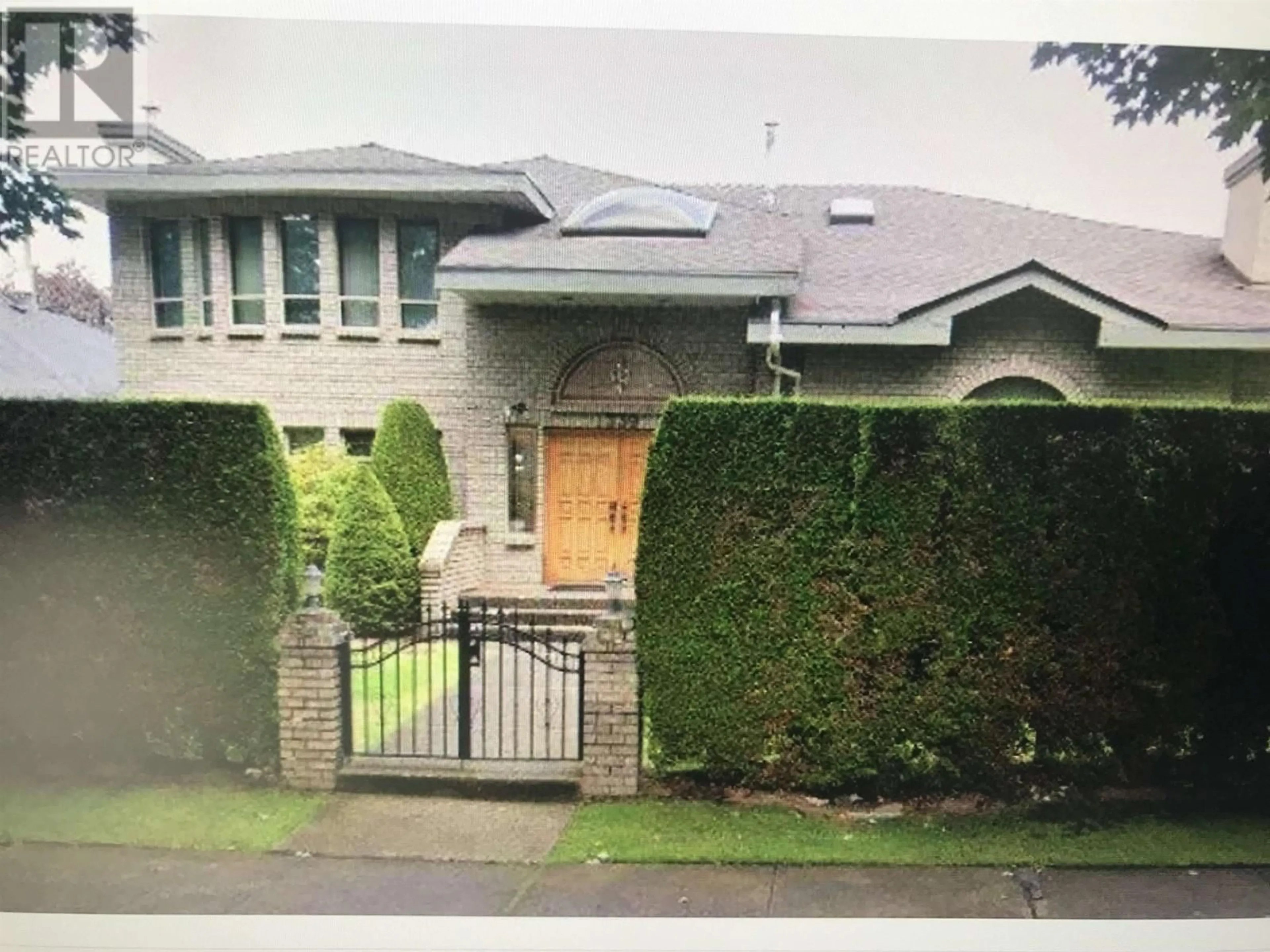 A pic from outside/outdoor area/front of a property/back of a property/a pic from drone, street for 1339 W 48TH AVENUE, Vancouver British Columbia V6M2N8