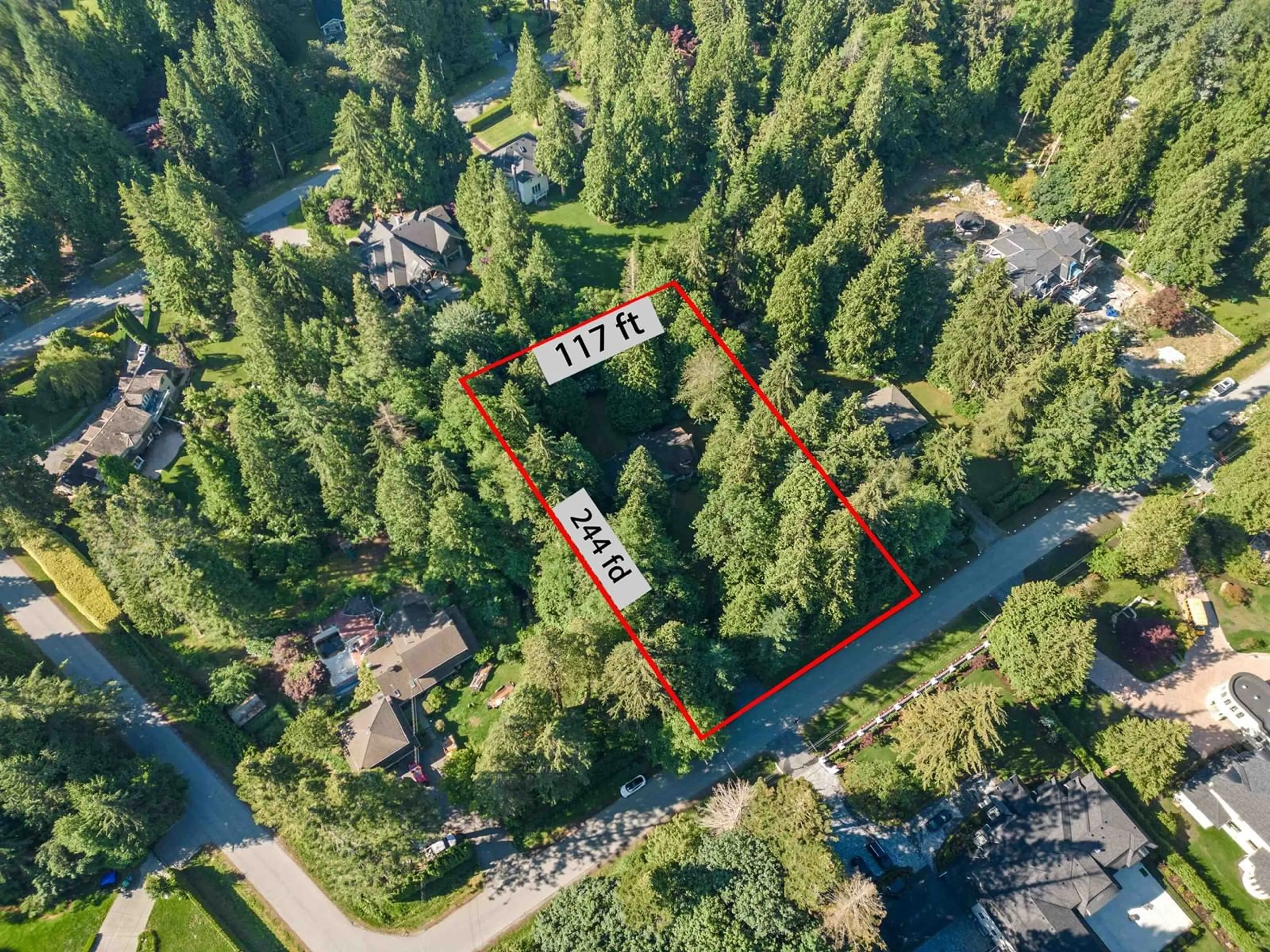 A pic from outside/outdoor area/front of a property/back of a property/a pic from drone, forest/trees view for 13500 BALSAM CRESCENT, Surrey British Columbia V4P1W2