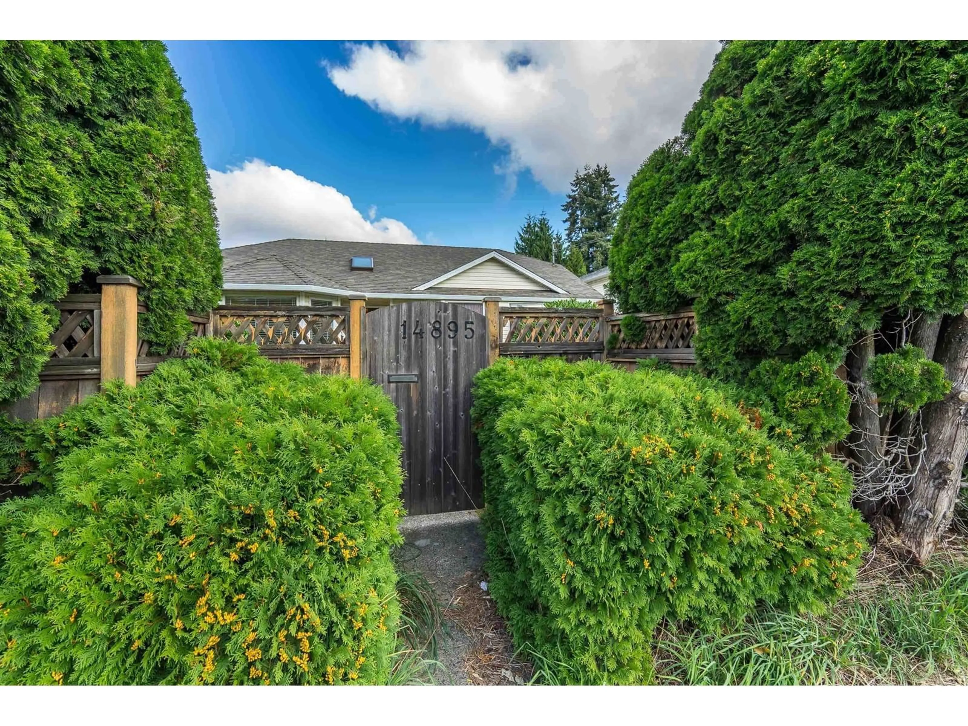 A pic from outside/outdoor area/front of a property/back of a property/a pic from drone, street for 14895 96 STREET, Surrey British Columbia V3R1E8