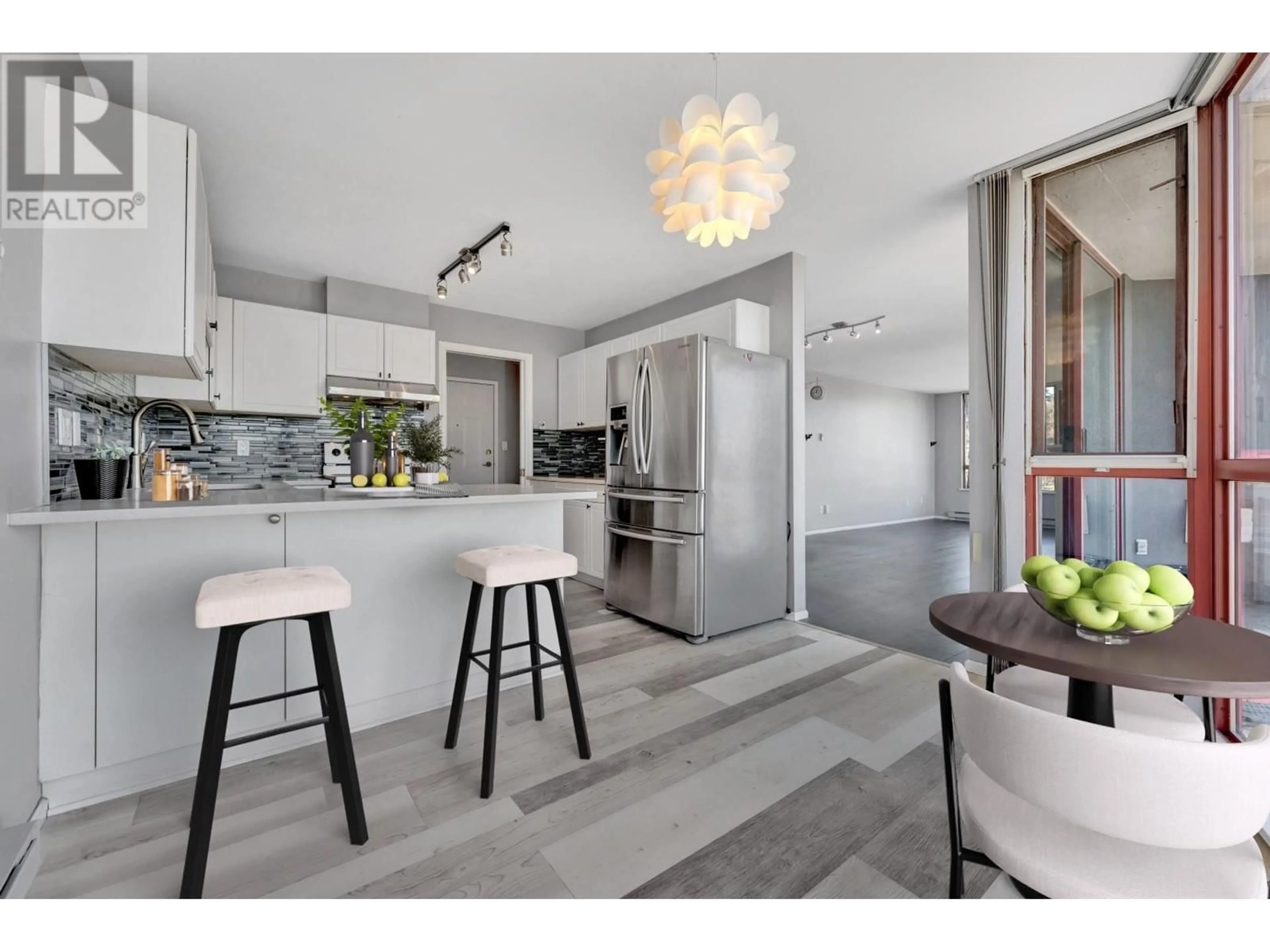 Open concept kitchen, unknown for 901 - 38 LEOPOLD PLACE, New Westminster British Columbia V3L2C6