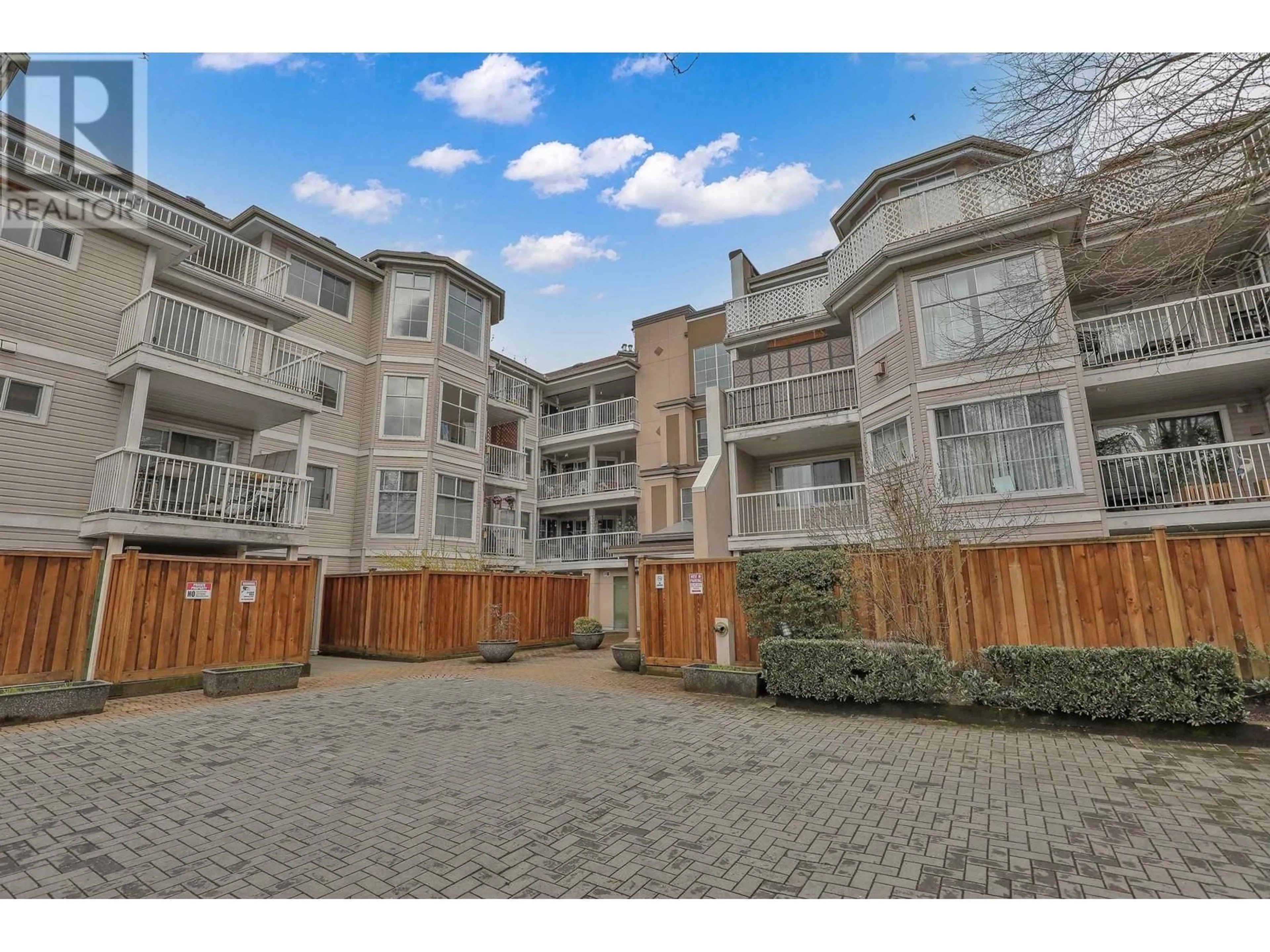 A pic from outside/outdoor area/front of a property/back of a property/a pic from drone, unknown for 409 - 2678 DIXON STREET, Port Coquitlam British Columbia V3C6L7
