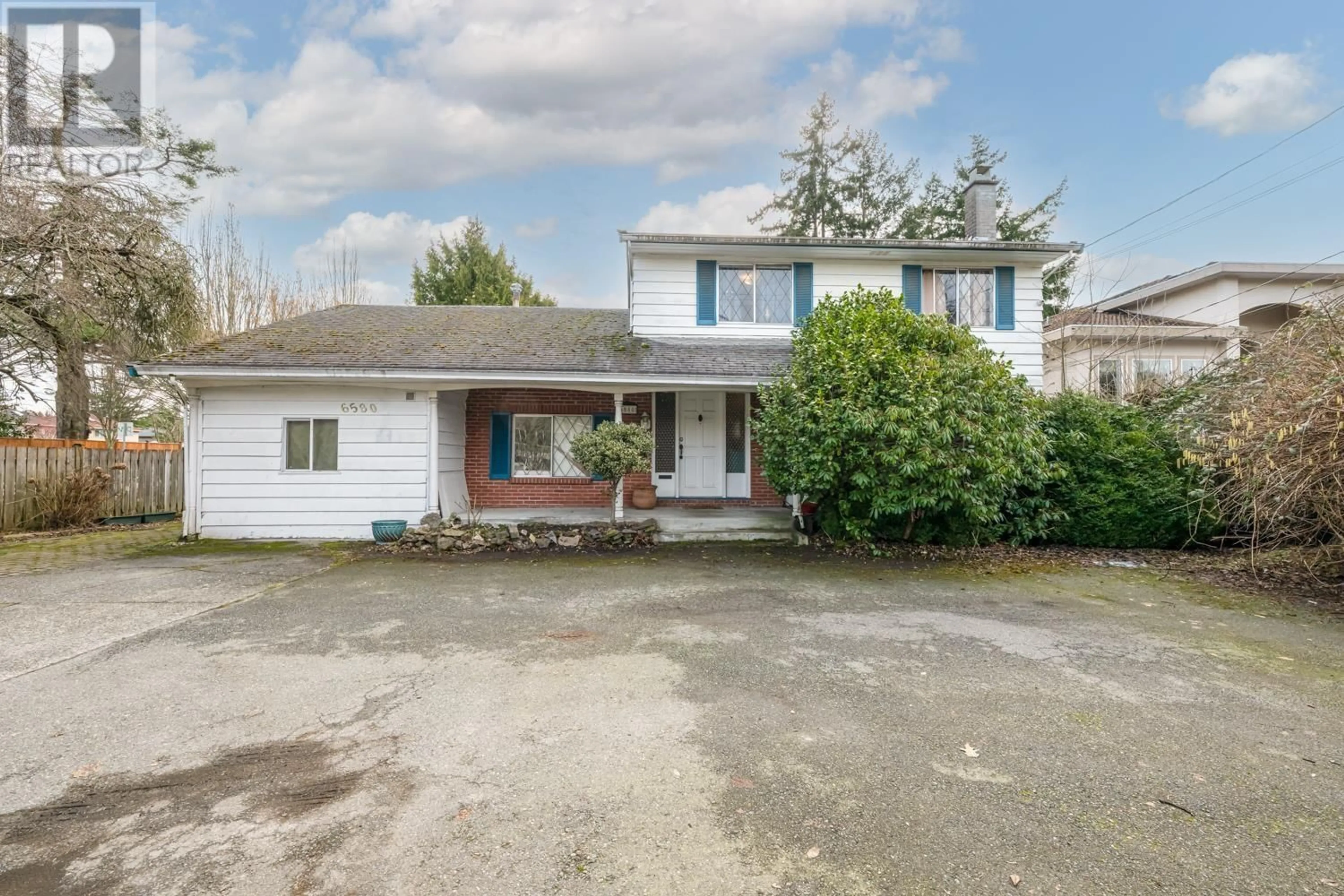 A pic from outside/outdoor area/front of a property/back of a property/a pic from drone, street for 6580 WILLIAMS ROAD, Richmond British Columbia V7E1K5