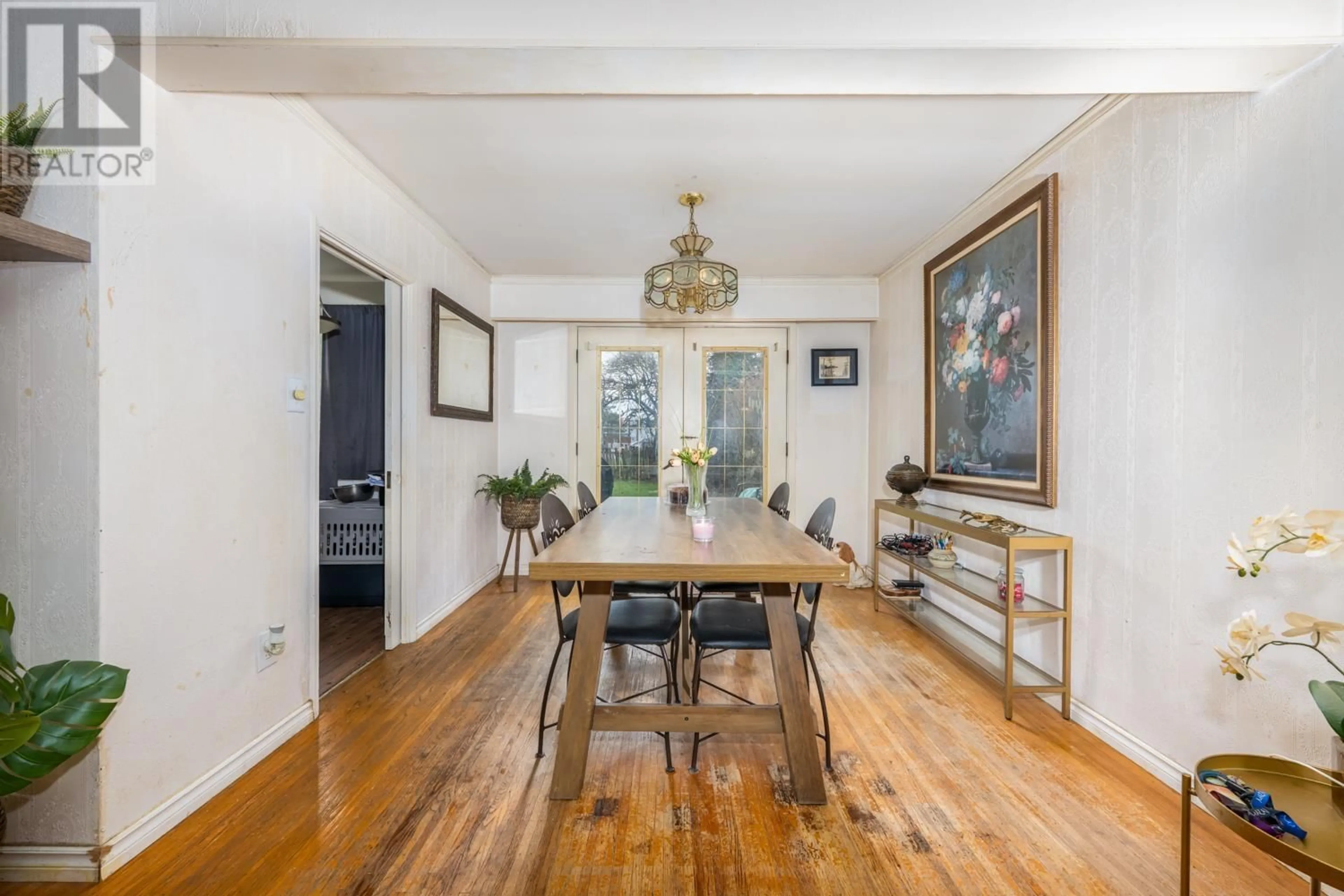 Dining room, wood/laminate floor for 6580 WILLIAMS ROAD, Richmond British Columbia V7E1K5