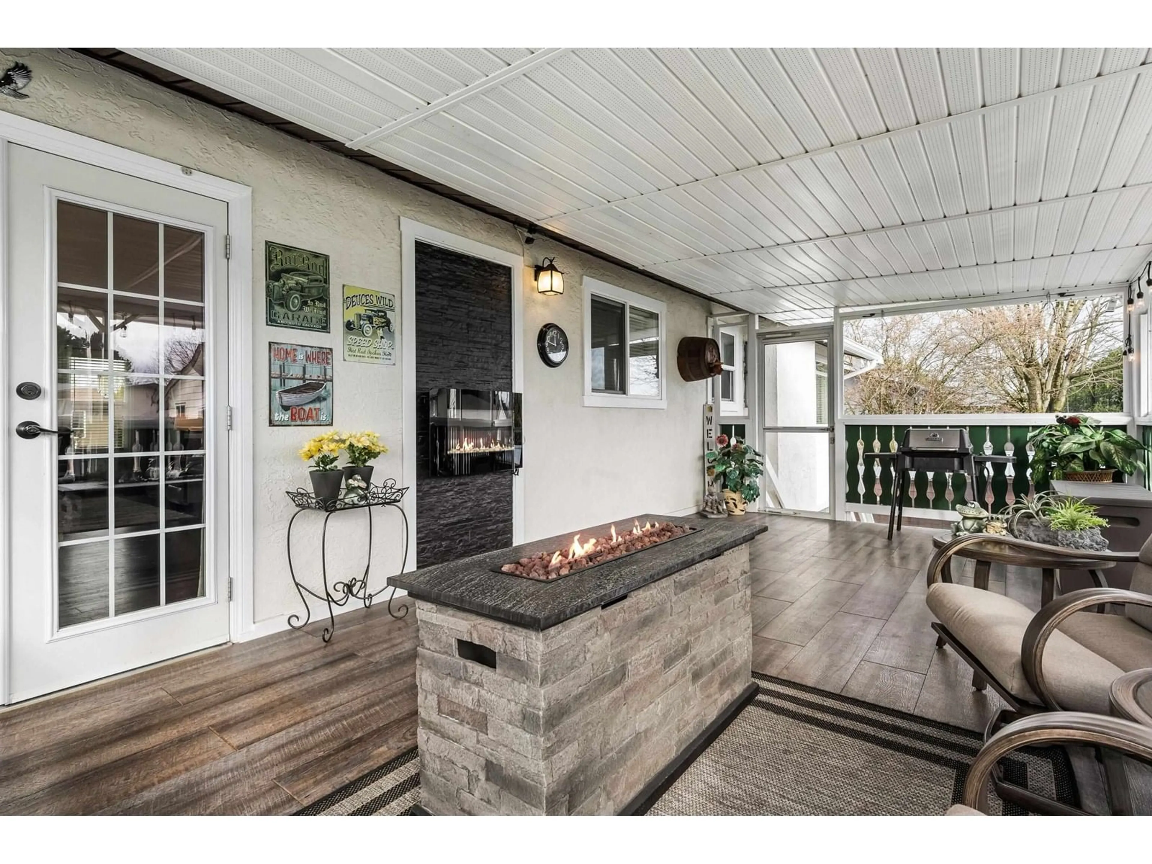 Patio, unknown for 6360 SILVERTHORNE ROAD|Sardis South, Chilliwack British Columbia V2R2N7