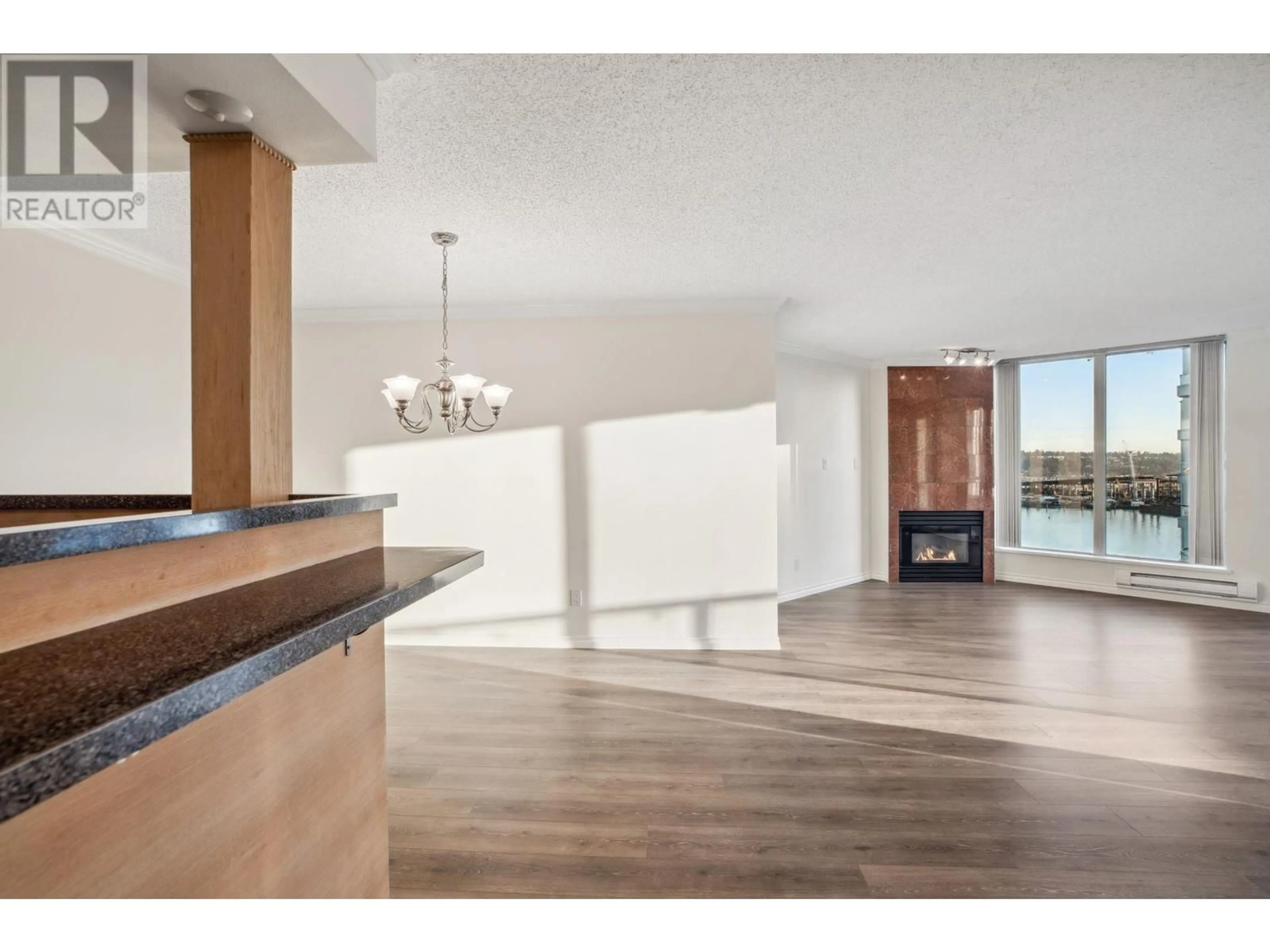Open concept kitchen, wood/laminate floor for 1506 - 71 JAMIESON COURT, New Westminster British Columbia V3L5R4