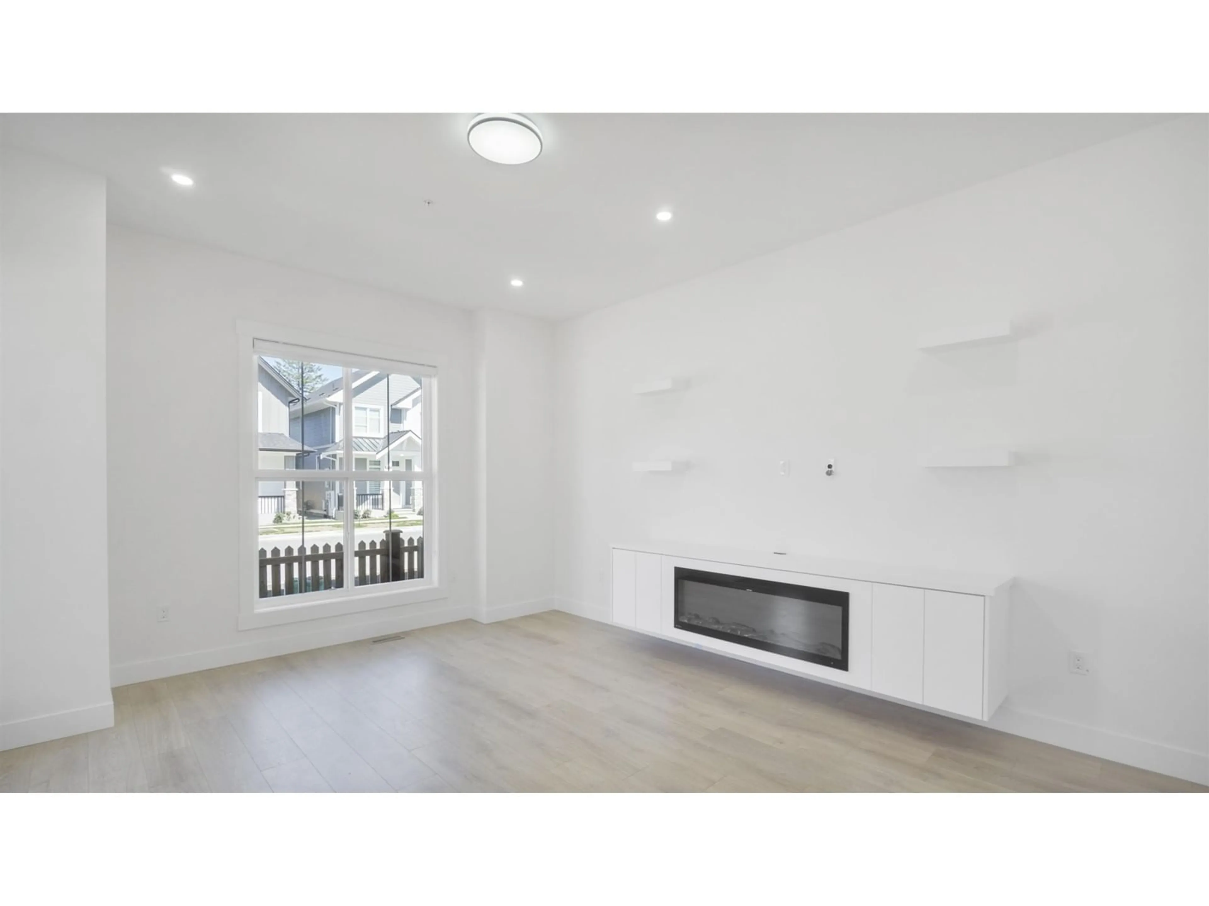 A pic of a room for 20510 76, Langley British Columbia V2Y3S8
