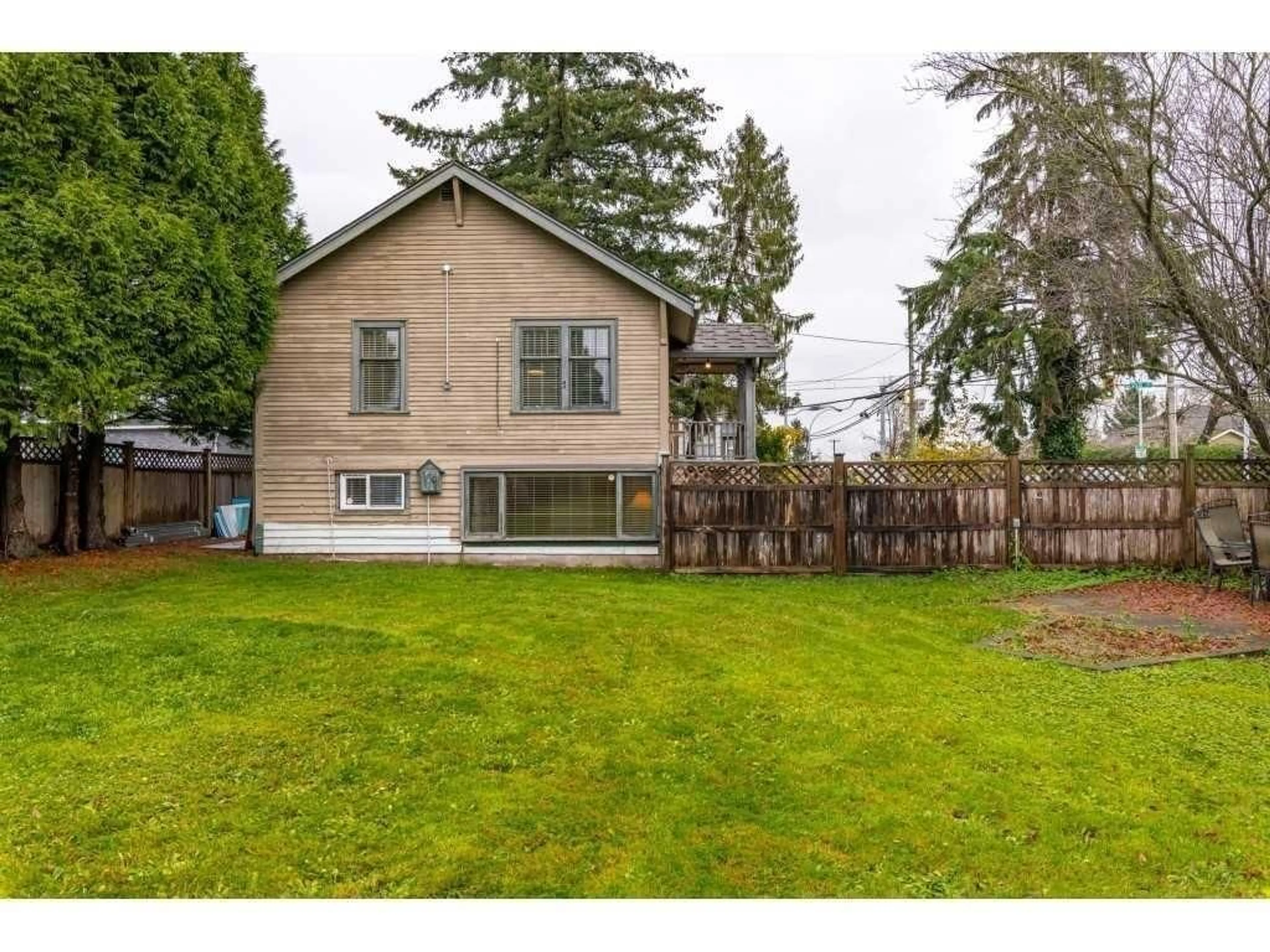 Unknown for 18791 60 AVENUE, Surrey British Columbia V3S8K8