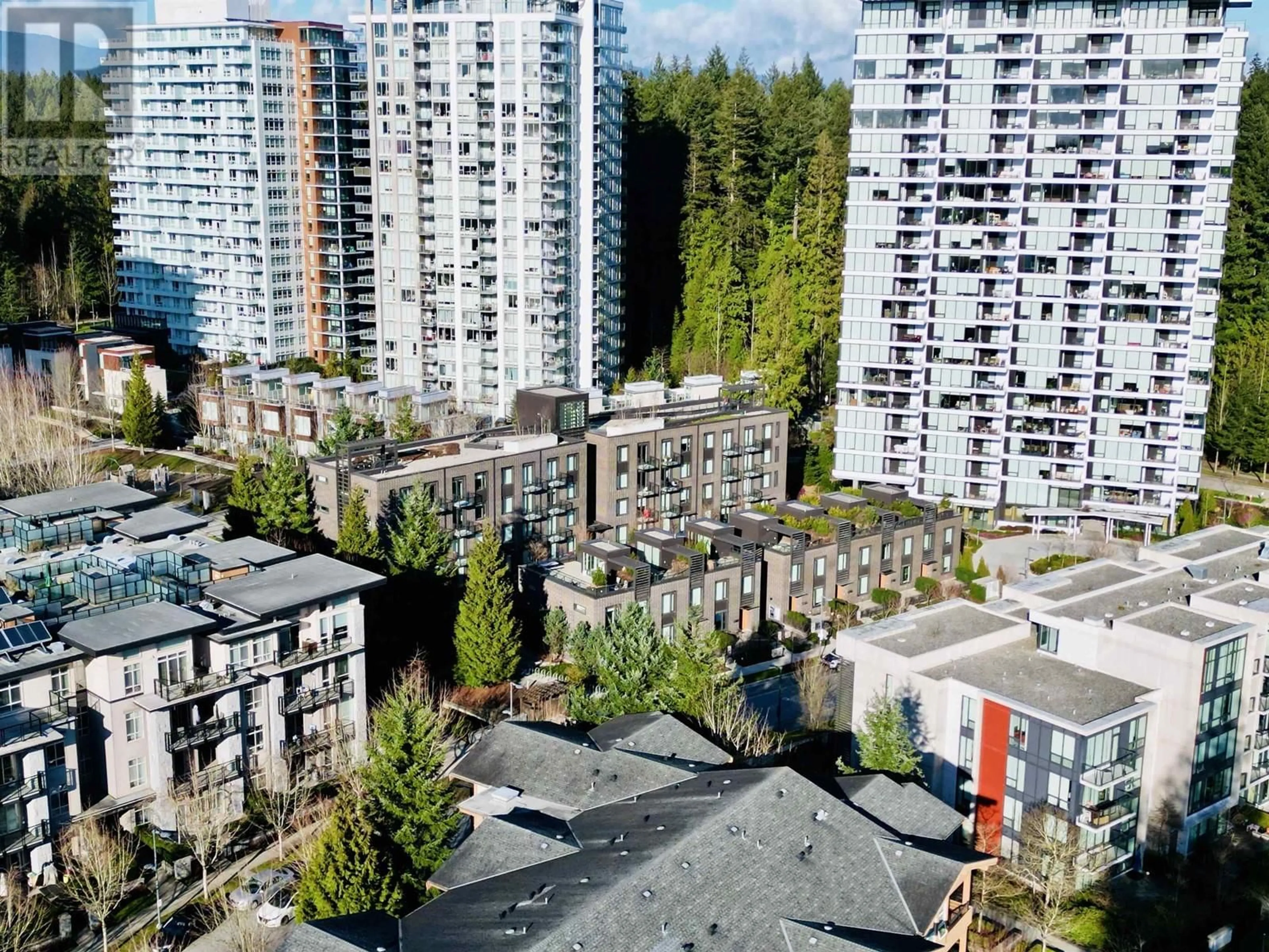 A pic from outside/outdoor area/front of a property/back of a property/a pic from drone, city buildings view from balcony for 408 5681 BIRNEY AVENUE, Vancouver British Columbia V6S0L5