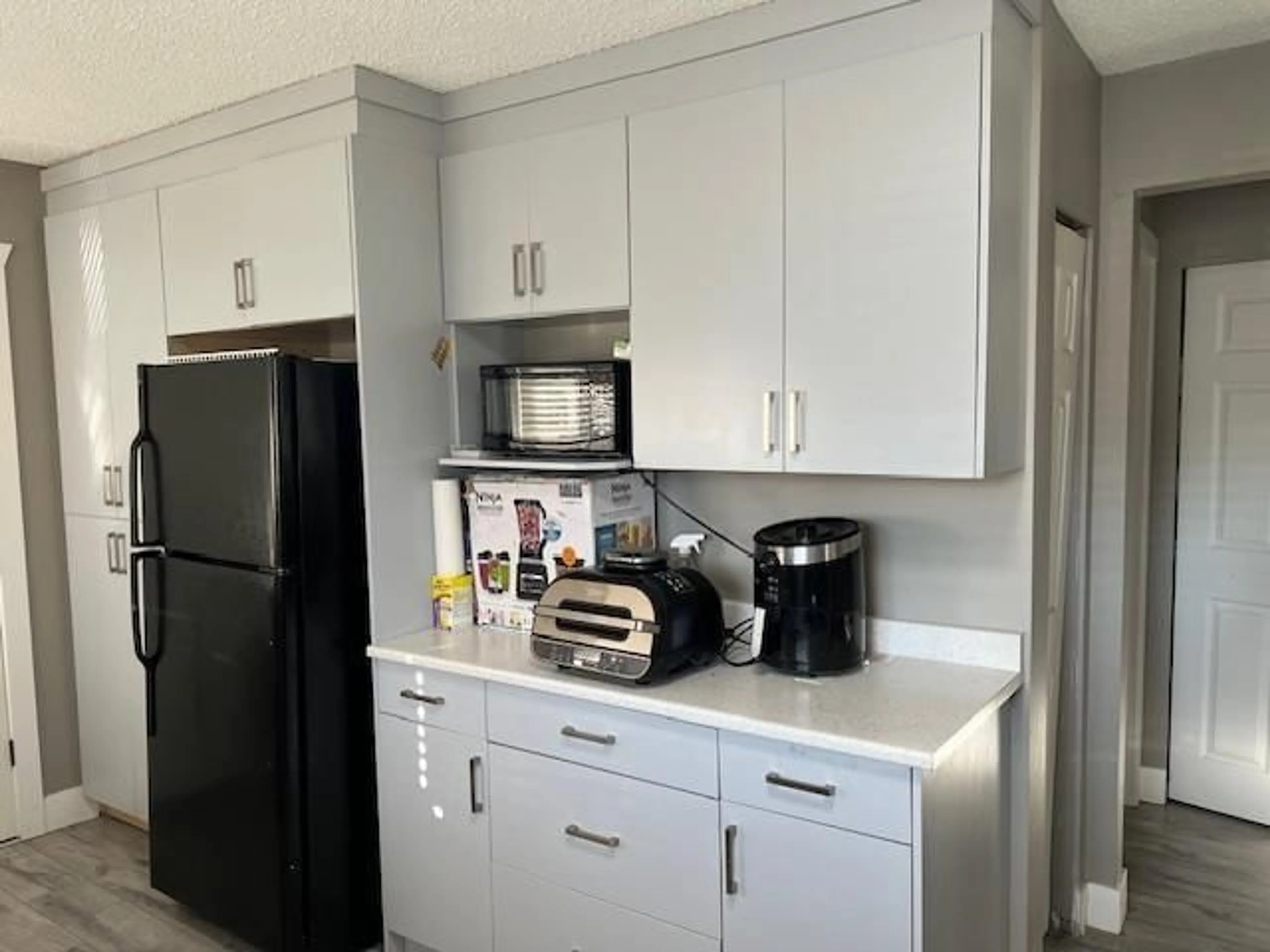 Standard kitchen, unknown for 2652 SUNNYSIDE STREET, Abbotsford British Columbia V2T1Y4