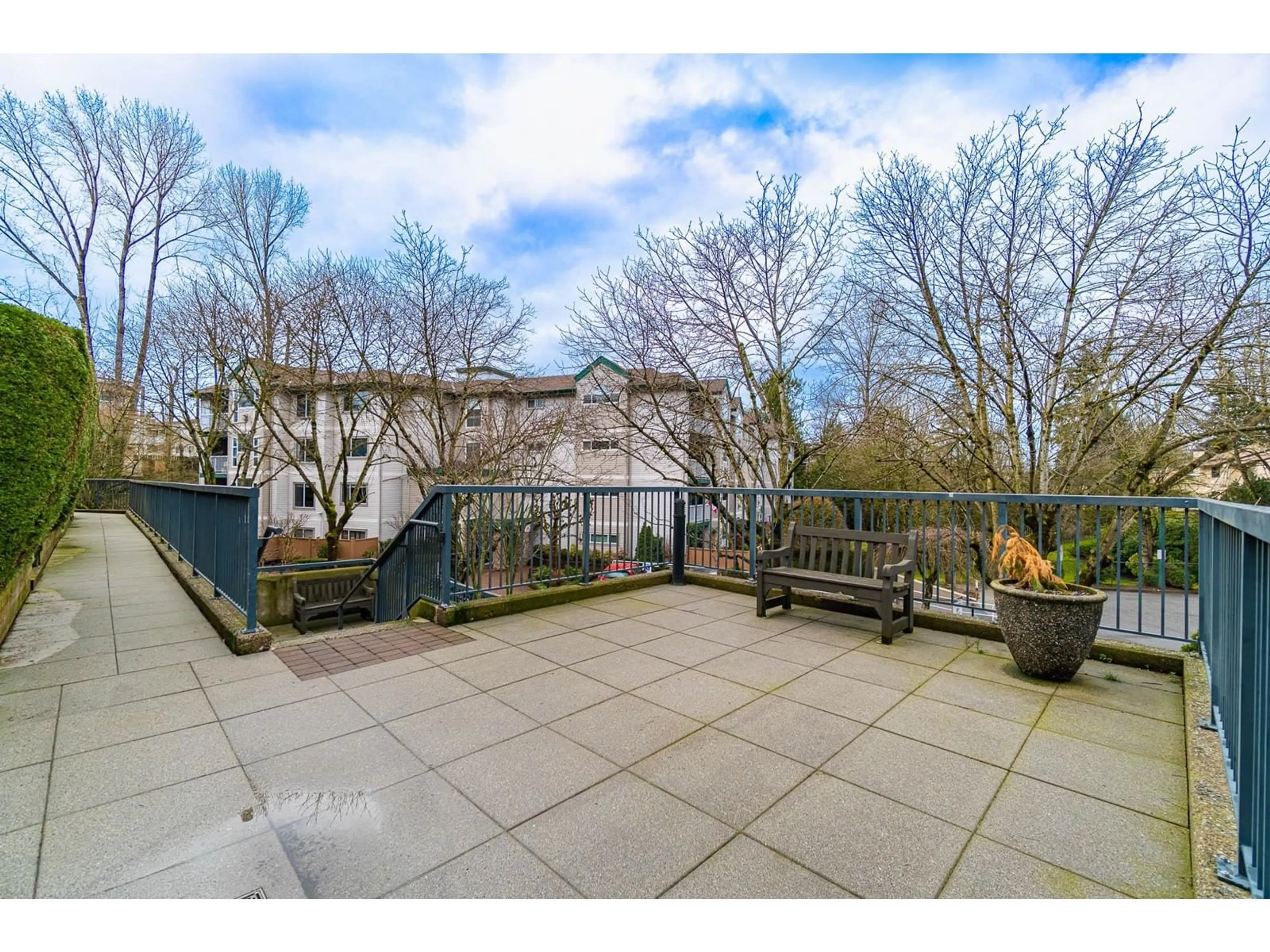 Patio, unknown for 303 - 2943 NELSON, Abbotsford British Columbia V2S7G2