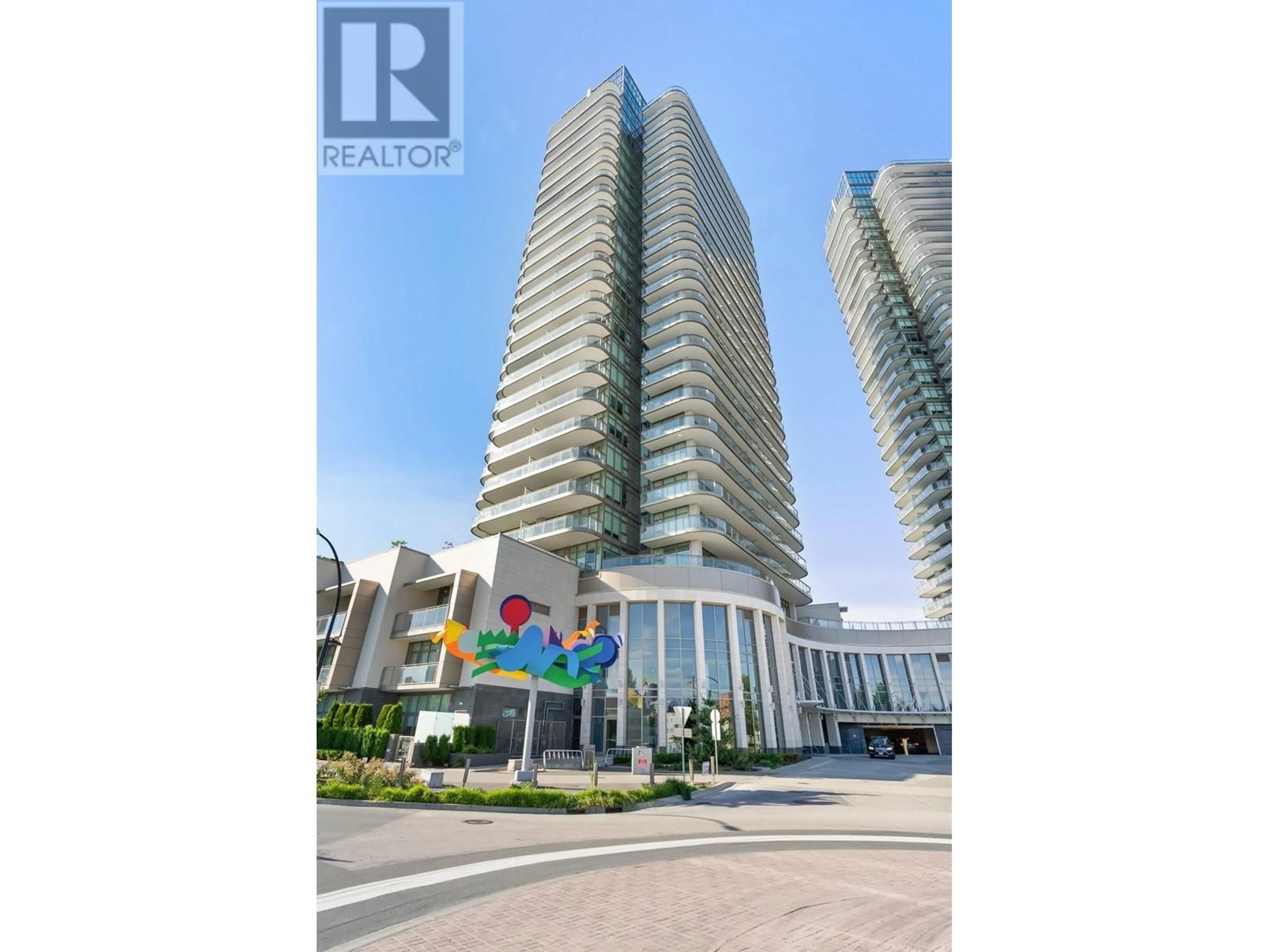 Indoor foyer for 2109 - 5311 GORING STREET, Burnaby British Columbia V5B0B5