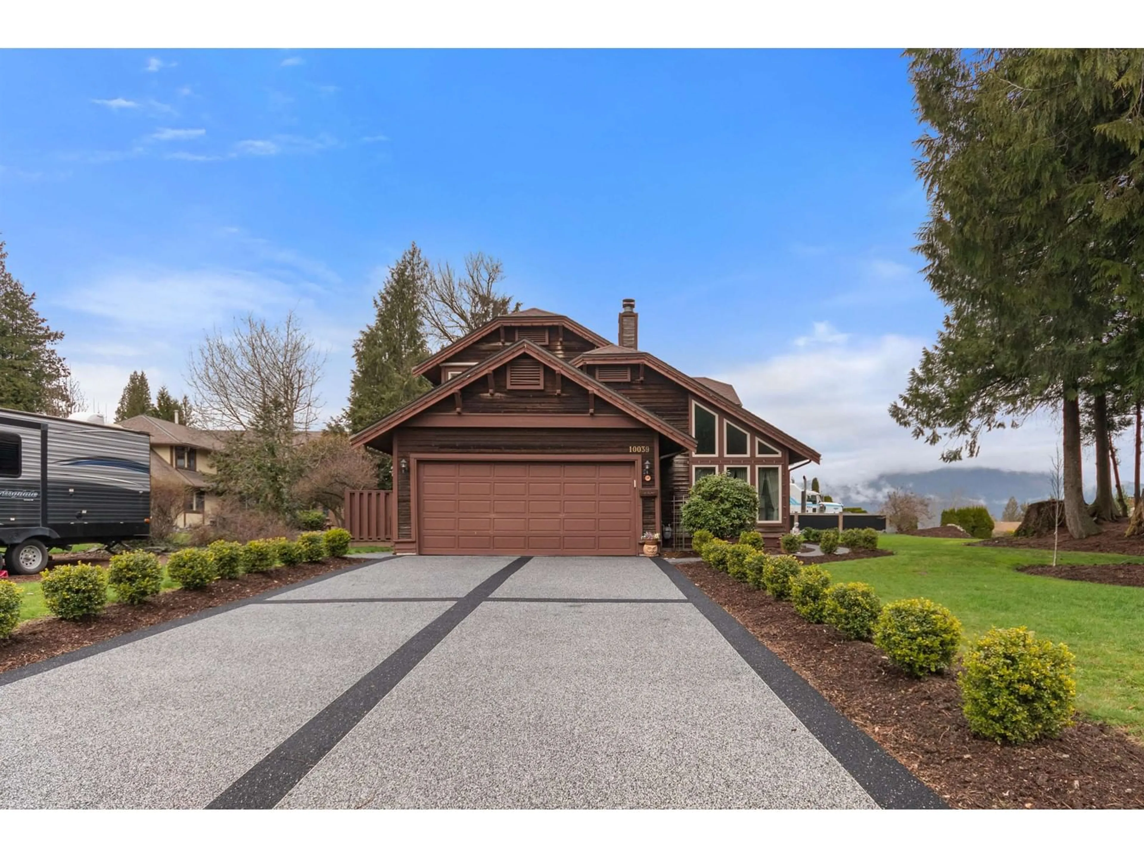 Home with brick exterior material, unknown for 10039 EAGLE CRESCENT|Little Mountain, Chilliwack British Columbia V2P7R1