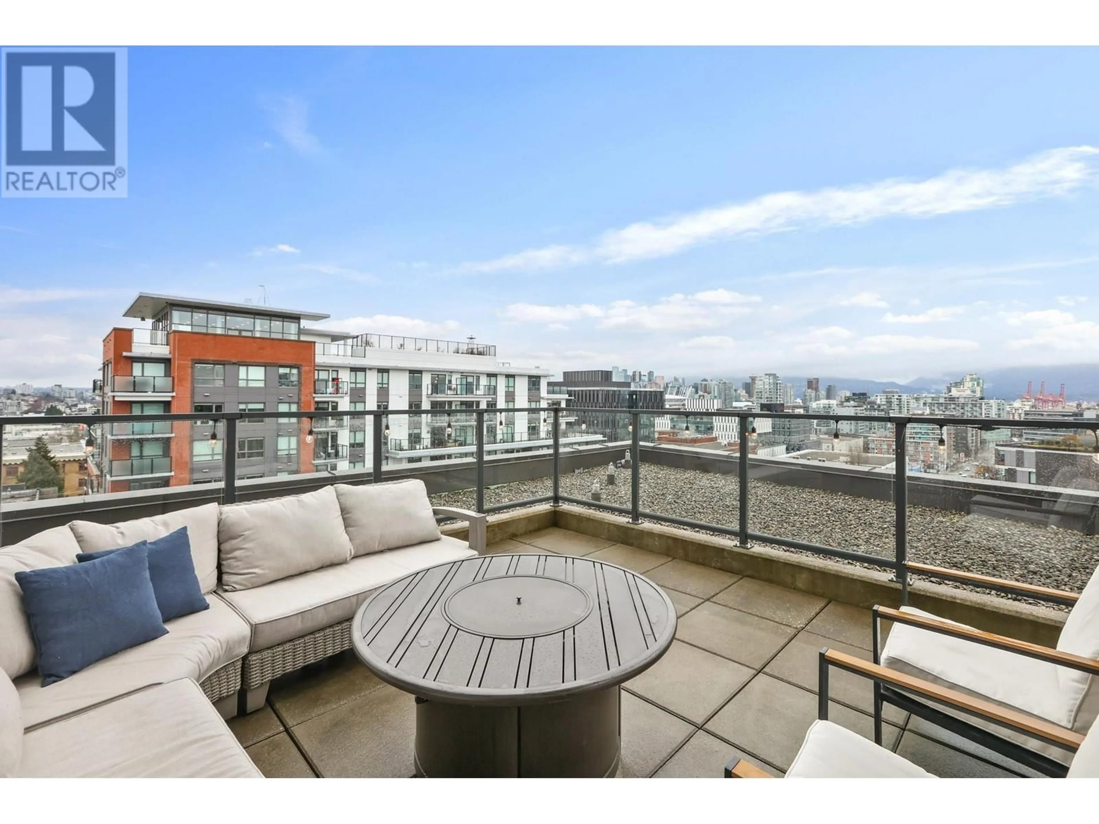 Patio, city buildings view from balcony for 801 - 209 7TH AVENUE, Vancouver British Columbia V5T0H3