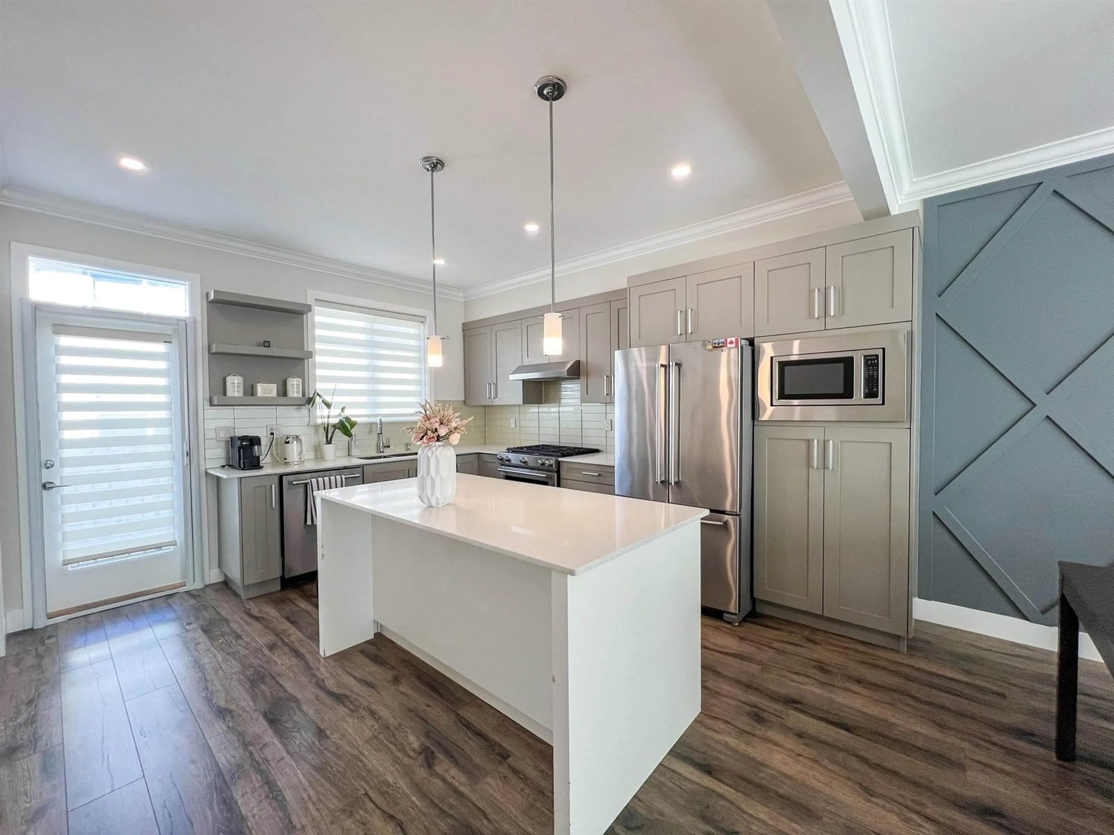 Open concept kitchen, unknown for 71 15665 MOUNTAIN VIEW DRIVE, Surrey British Columbia V3Z0W8