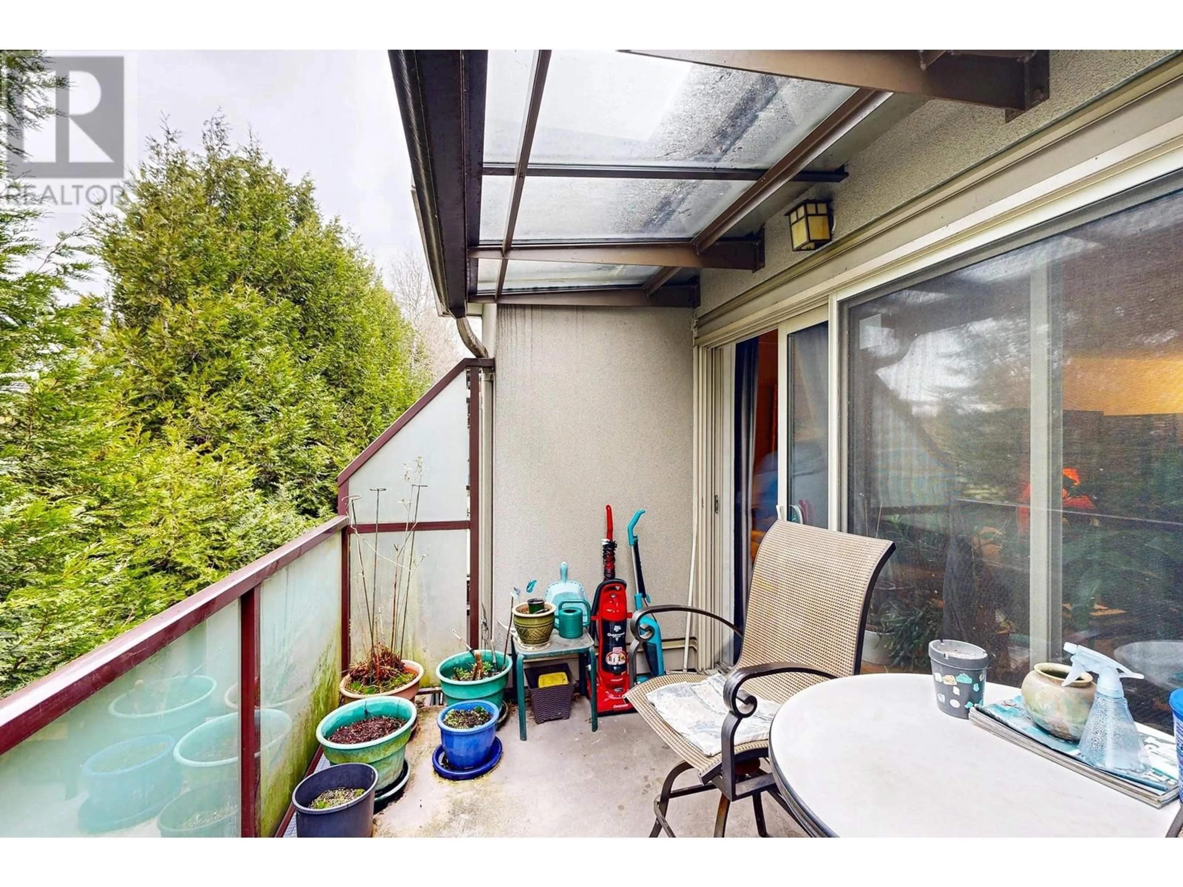 Patio, water/lake/river/ocean view for 311 4363 HALIFAX STREET, Burnaby British Columbia V5C5Z3