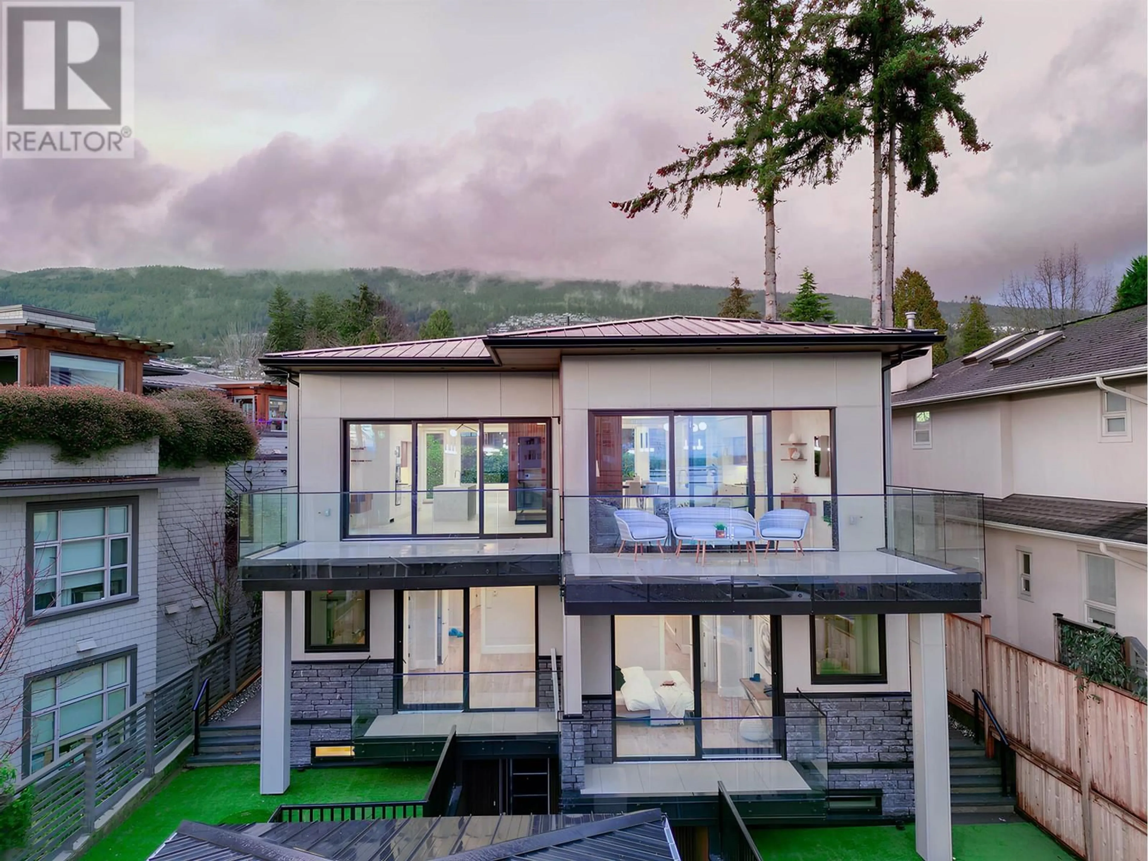 A pic from outside/outdoor area/front of a property/back of a property/a pic from drone, mountain view for 2380 MARINE DRIVE, West Vancouver British Columbia V7V1K8