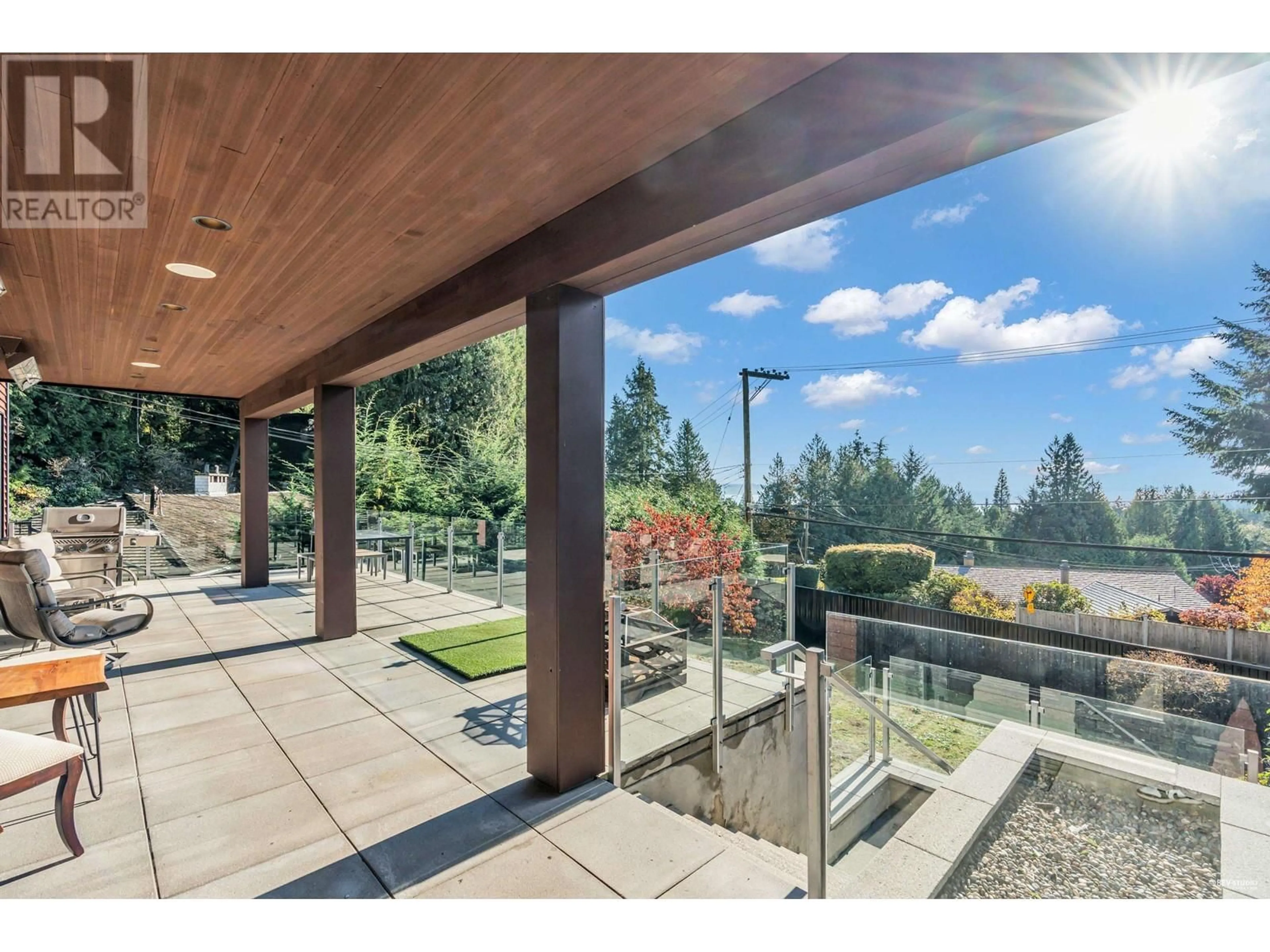 Patio, mountain view for 4742 CAULFEILD DRIVE, West Vancouver British Columbia V7W1G5