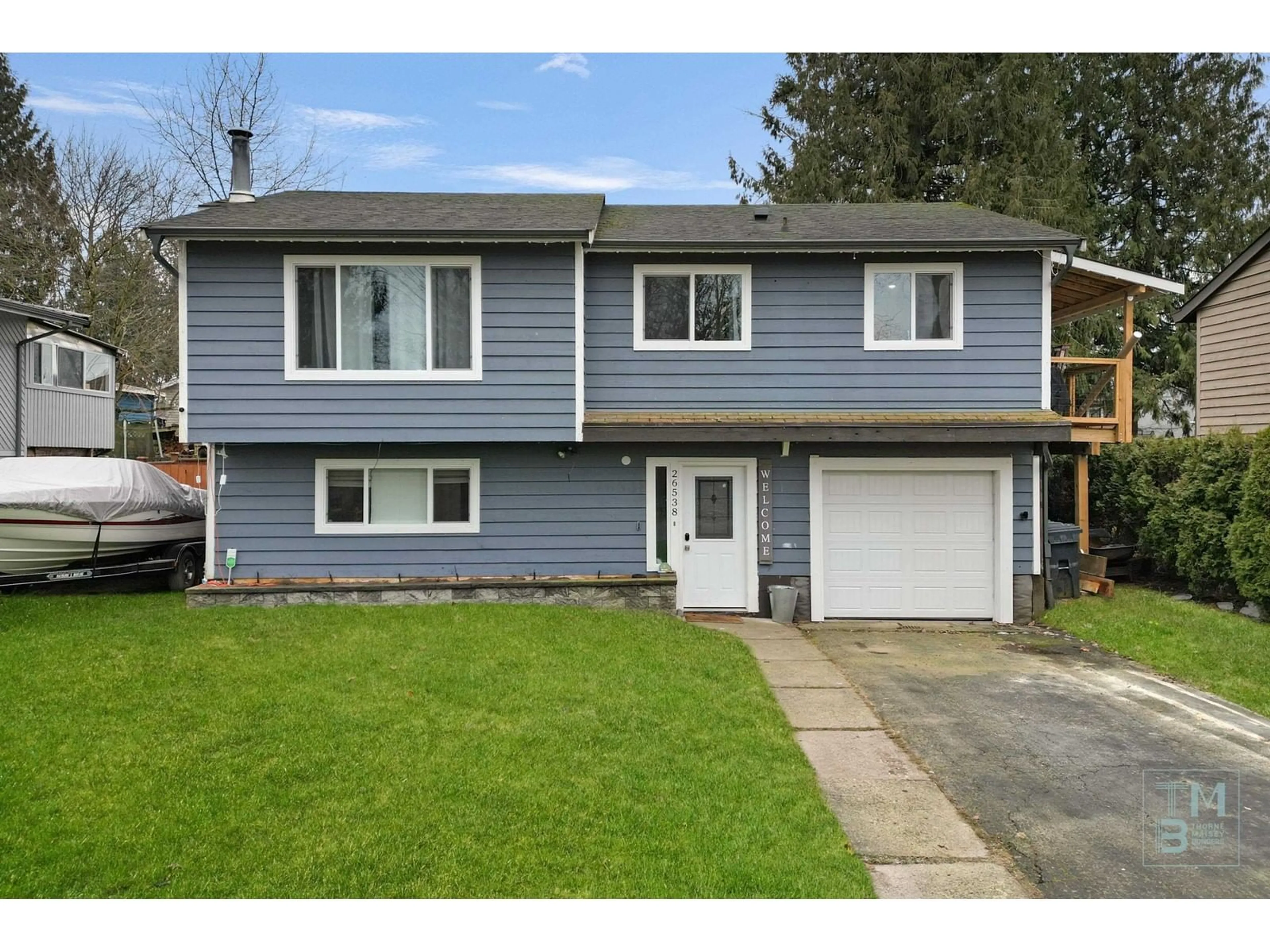 Home with vinyl exterior material, street for 26538 33 AVENUE, Langley British Columbia V4W3G2