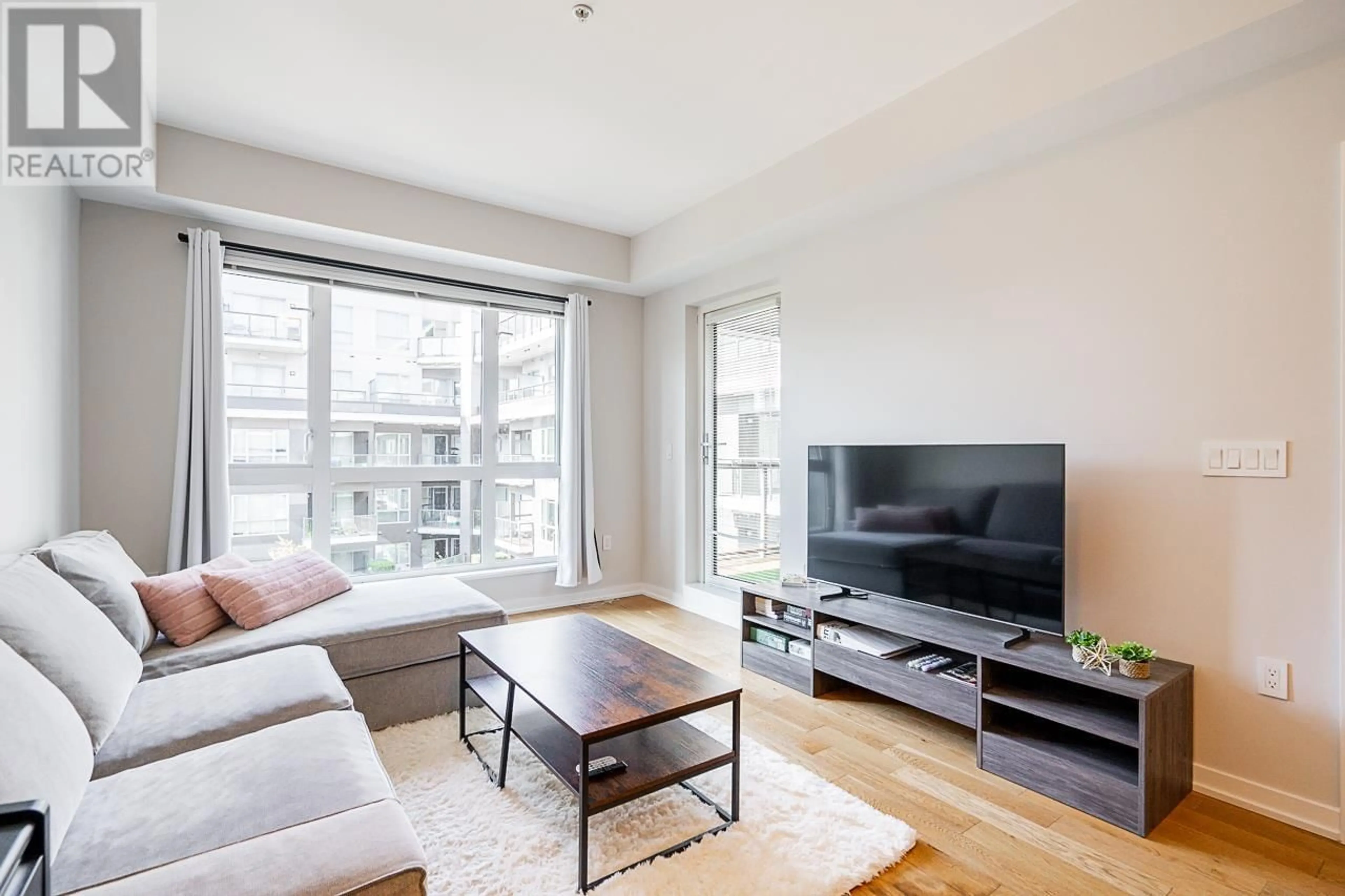 Living room with furniture, unknown for 521 - 7008 RIVER PARKWAY, Richmond British Columbia V6X0R1
