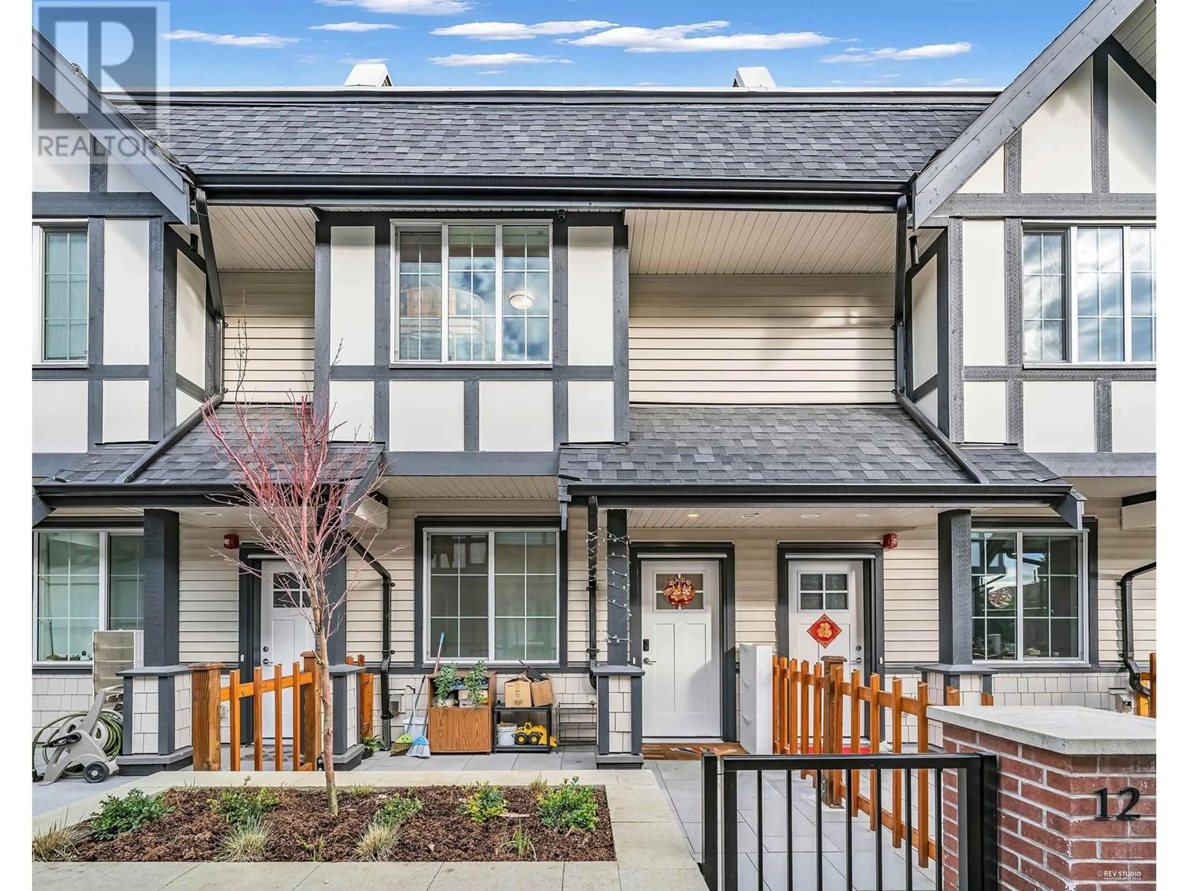 Home with vinyl exterior material, street for 12 - 8888 SPIRES ROAD, Richmond British Columbia V6Y0L9