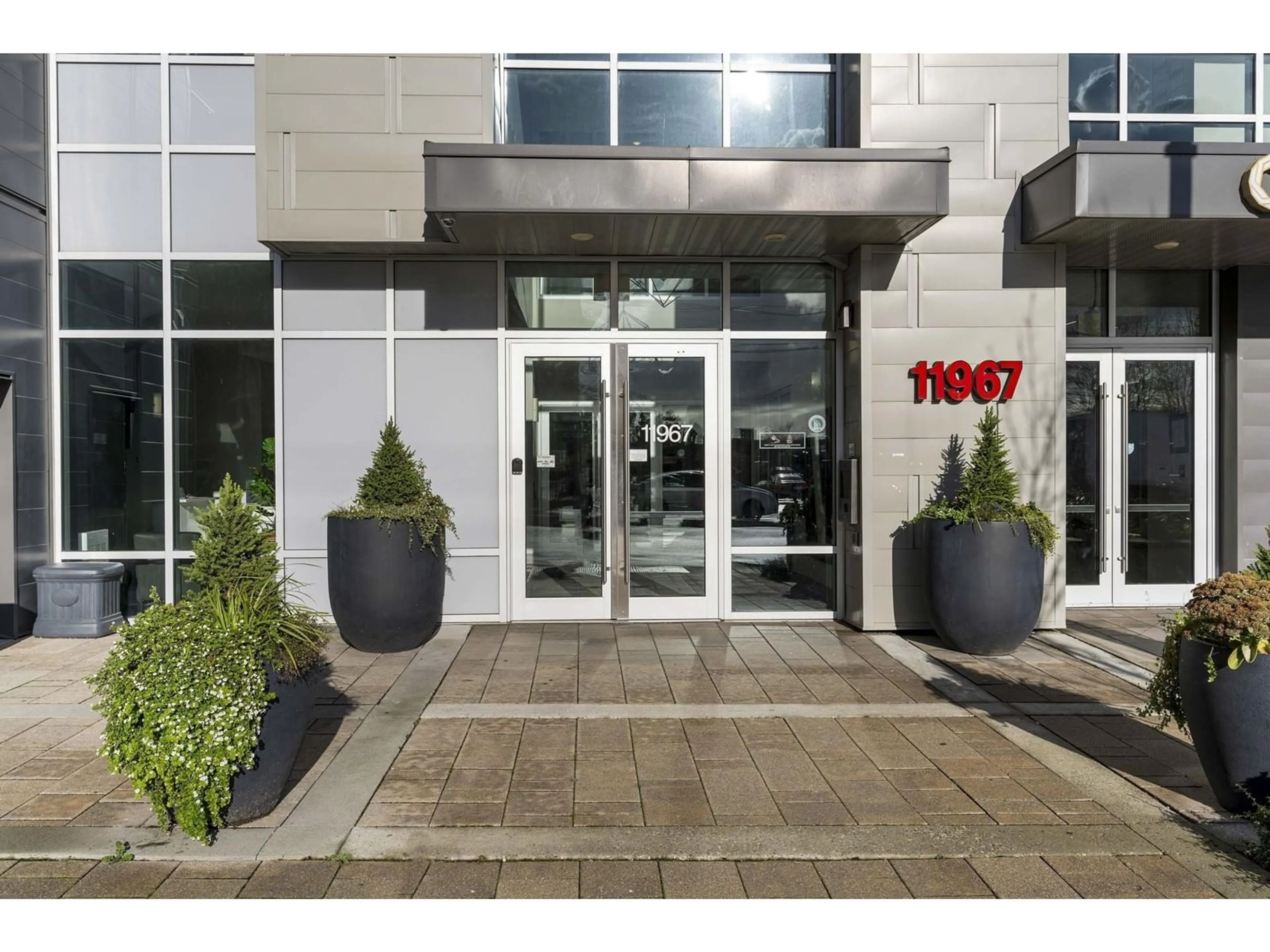 Indoor foyer for 3006 - 11967 80, Delta British Columbia V4C0E2