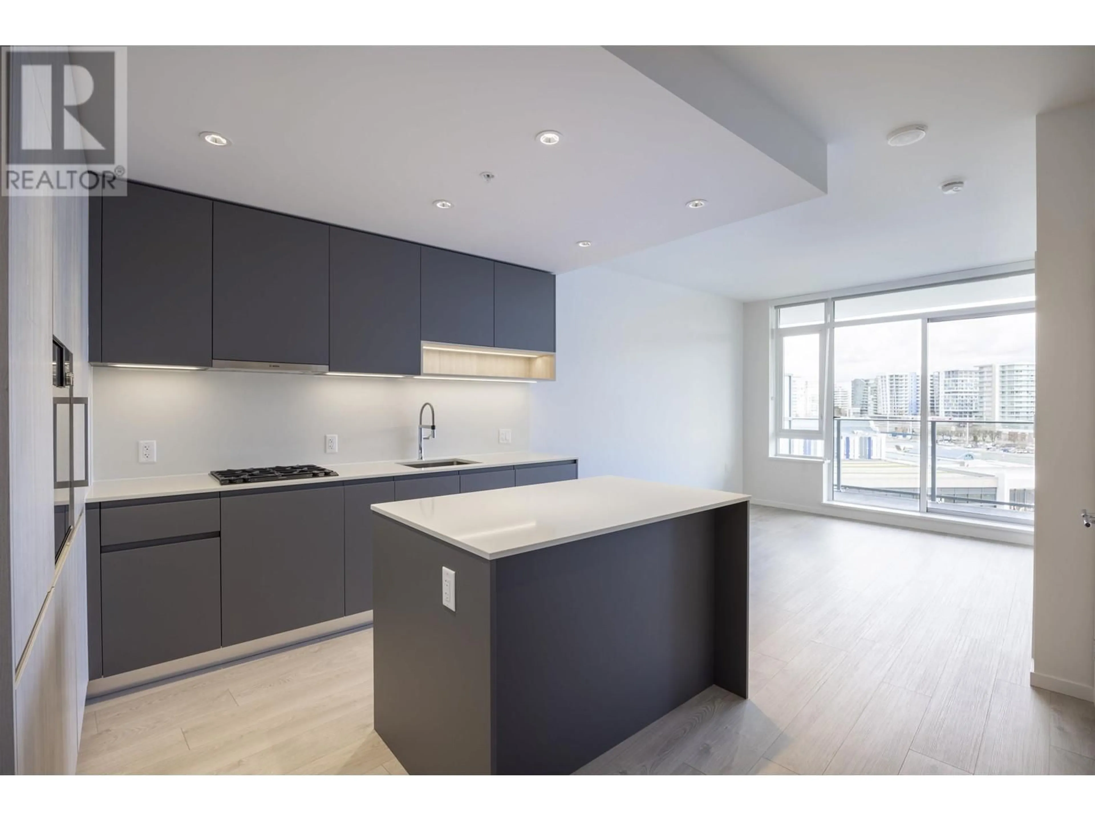 Open concept kitchen, unknown for 619 - 6788 MINORU BOULEVARD, Richmond British Columbia V6Y0M6