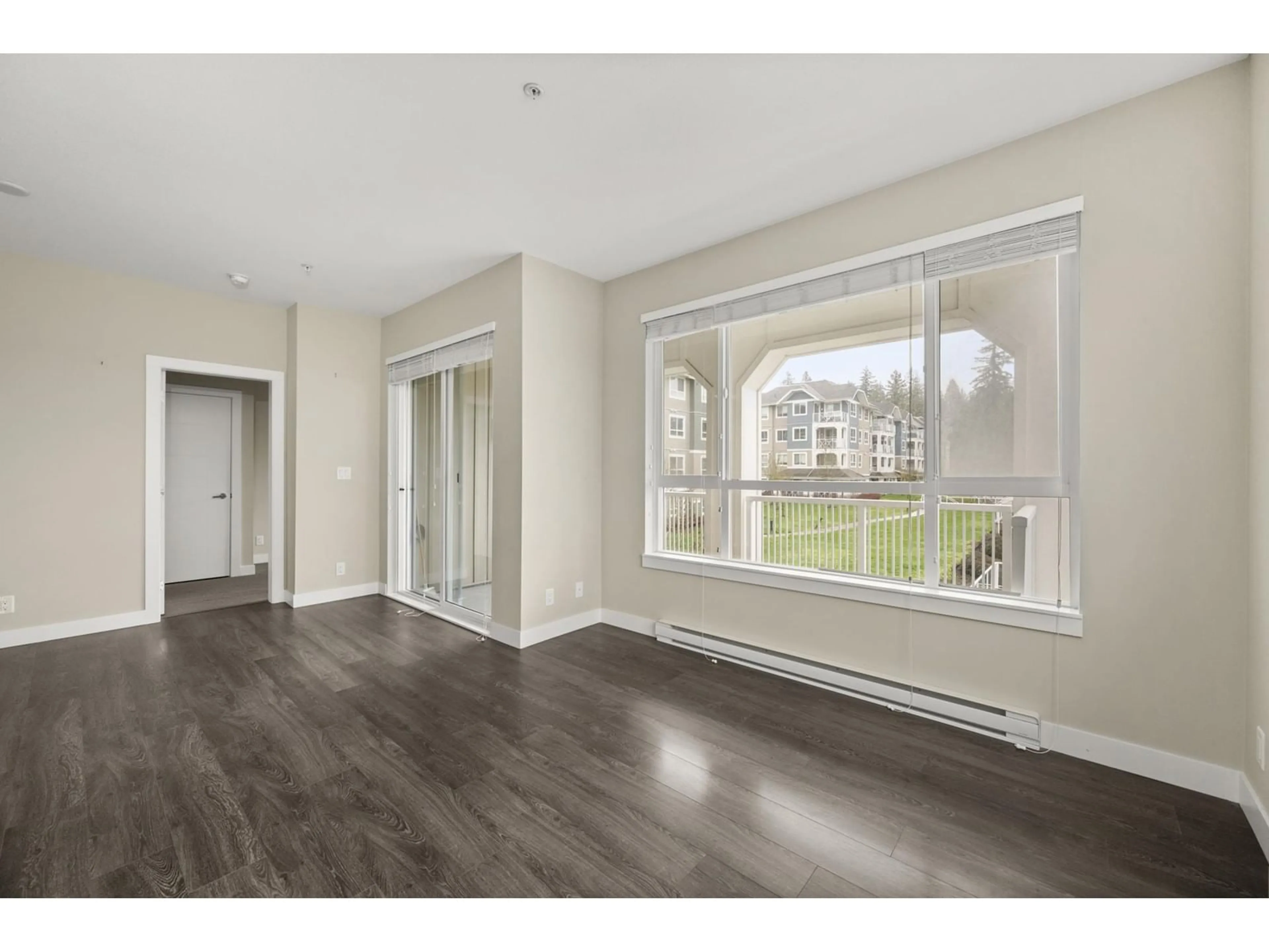 A pic of a room for 201 16398 64 AVENUE, Surrey British Columbia V3S6X6