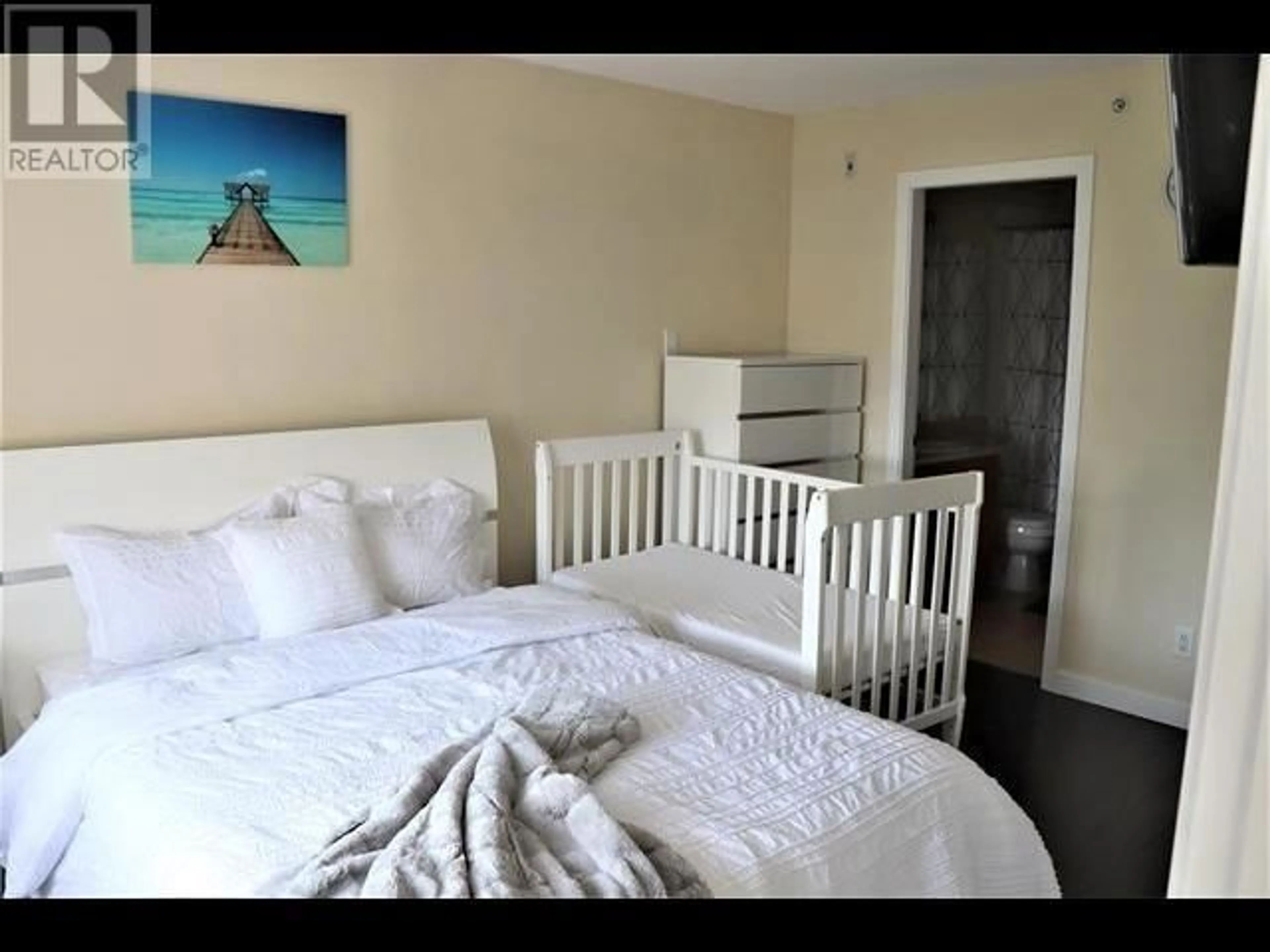A pic of a room for PH2 - 1205 FIFTH AVENUE, New Westminster British Columbia V3M1Y9