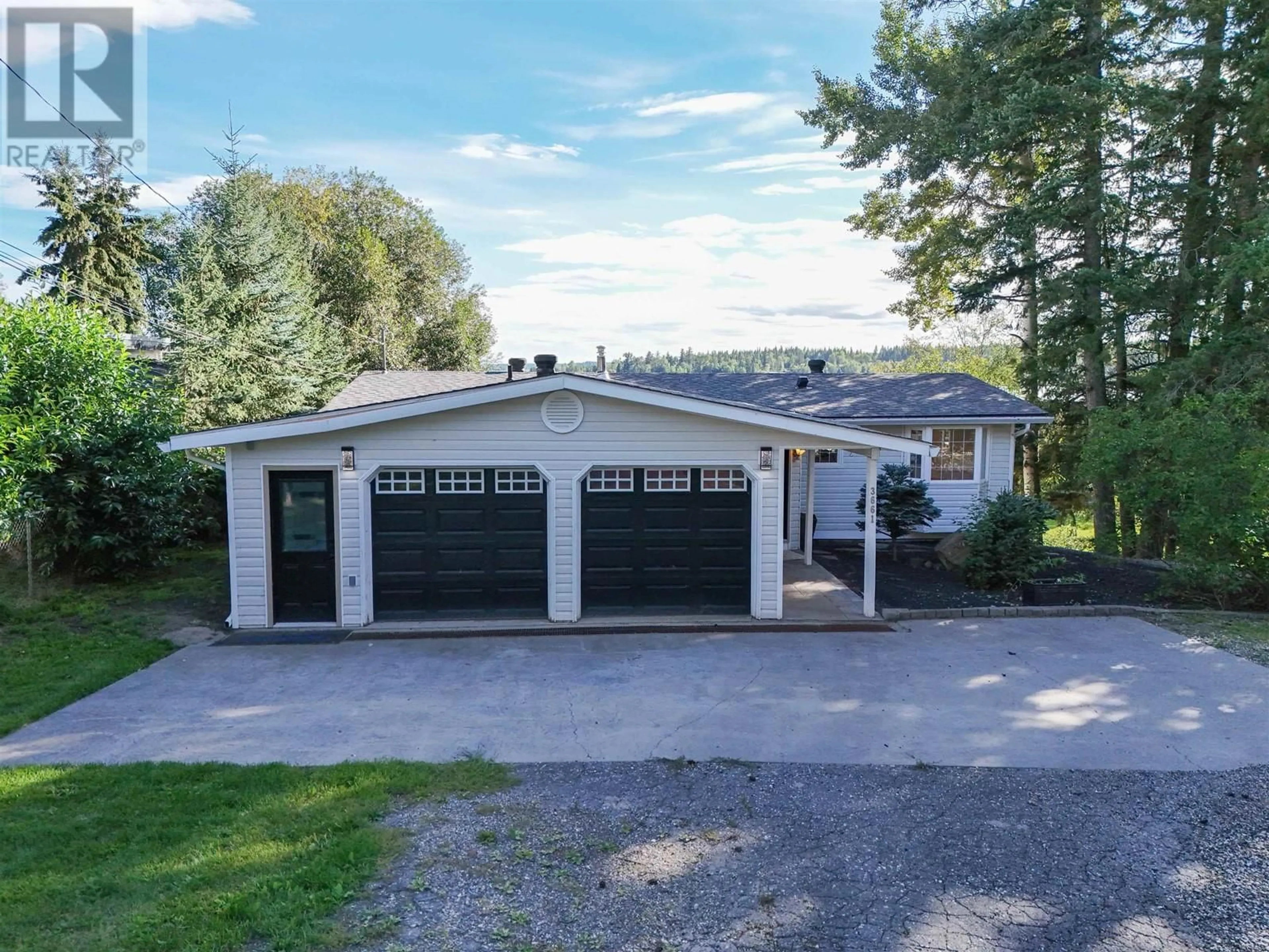 A pic from outside/outdoor area/front of a property/back of a property/a pic from drone, unknown for 3661 QUESNEL-HYDRAULIC ROAD, Quesnel British Columbia V2J6G4