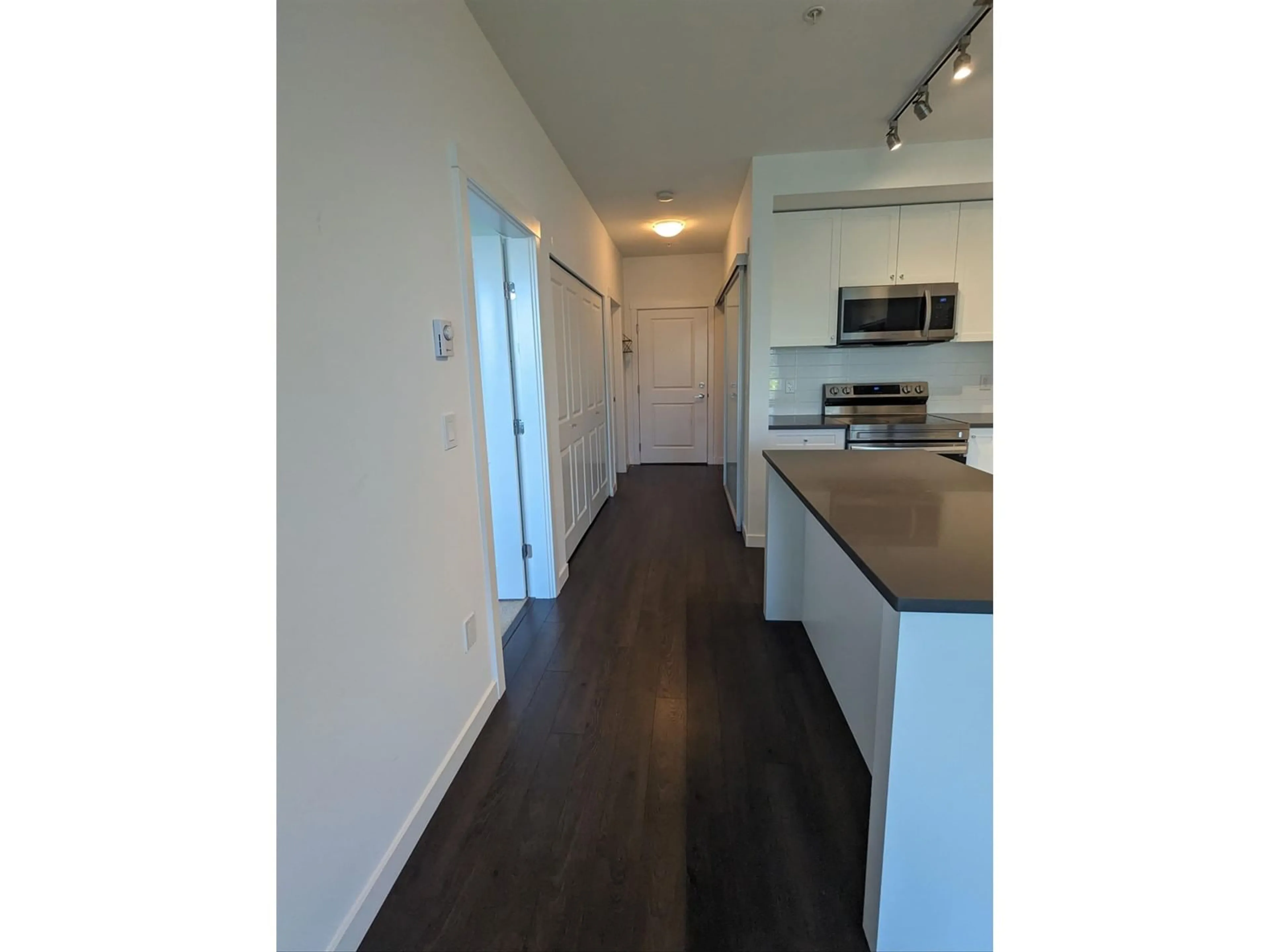 A pic of a room for 410 13623 81A AVENUE, Surrey British Columbia V3W3N7