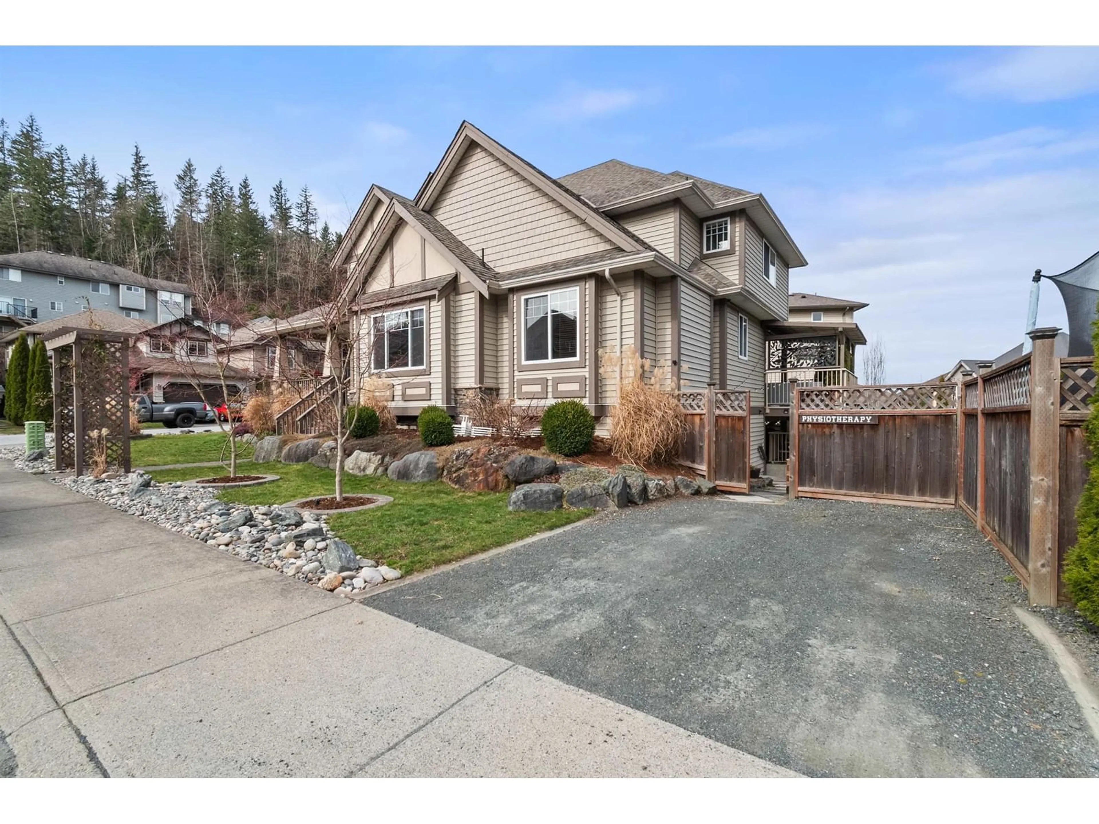 Unknown for 46213 KERMODE CRESCENT, Chilliwack British Columbia V2R0C7